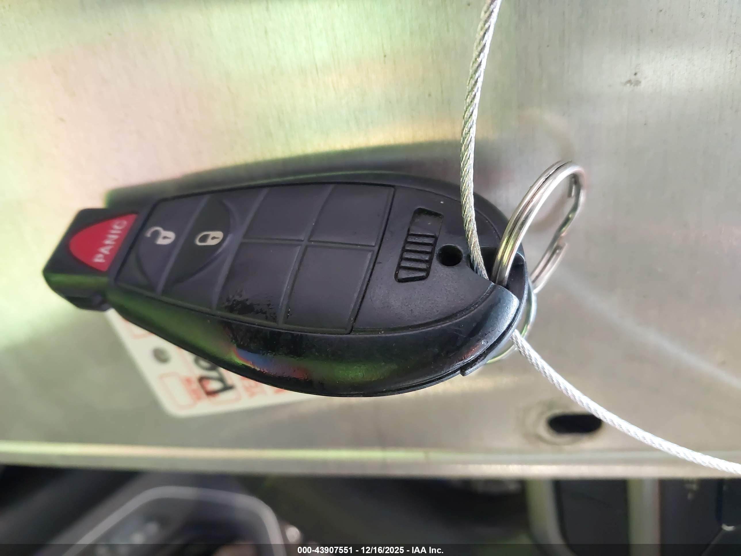 JEEP CHEROKEE image 11