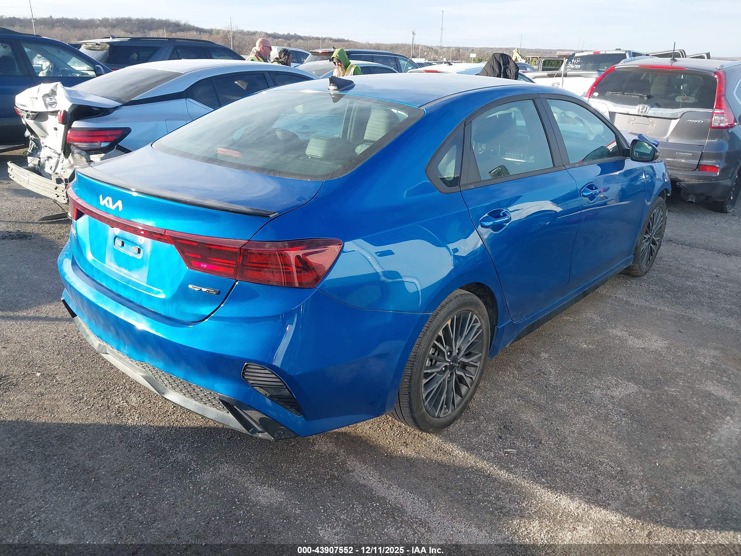 KIA FORTE image 4