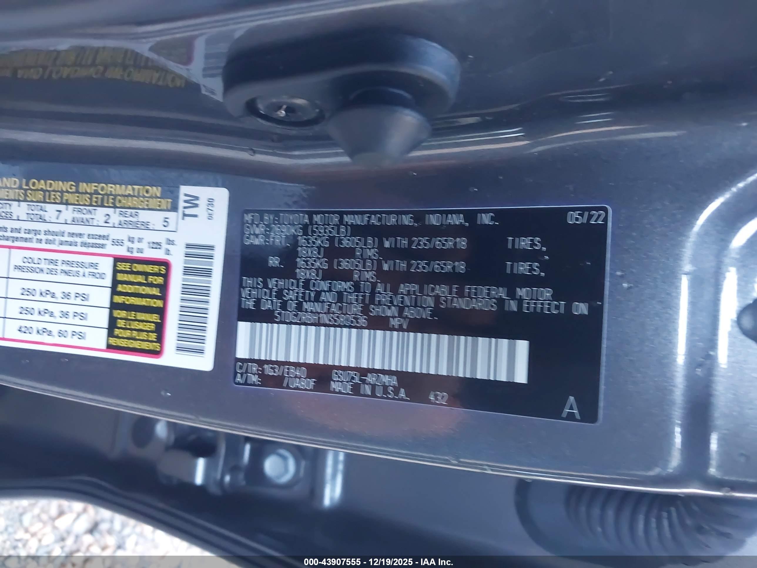 TOYOTA HIGHLANDER image 9