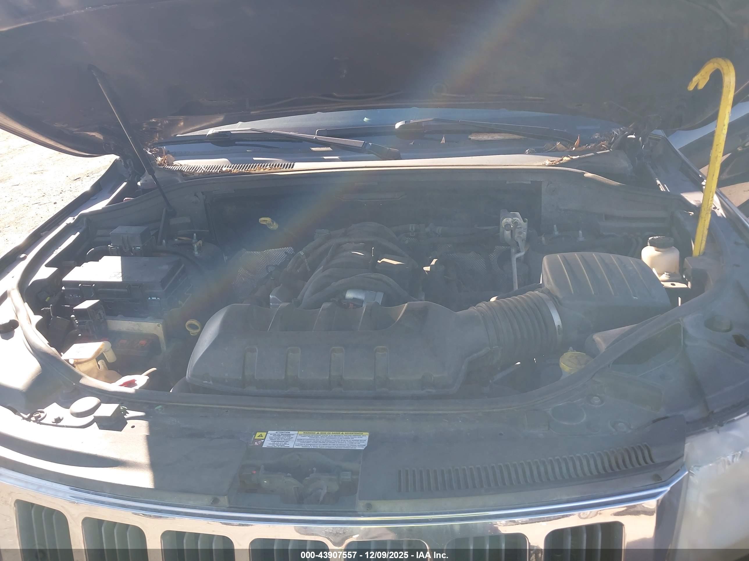 JEEP GRAND image 10