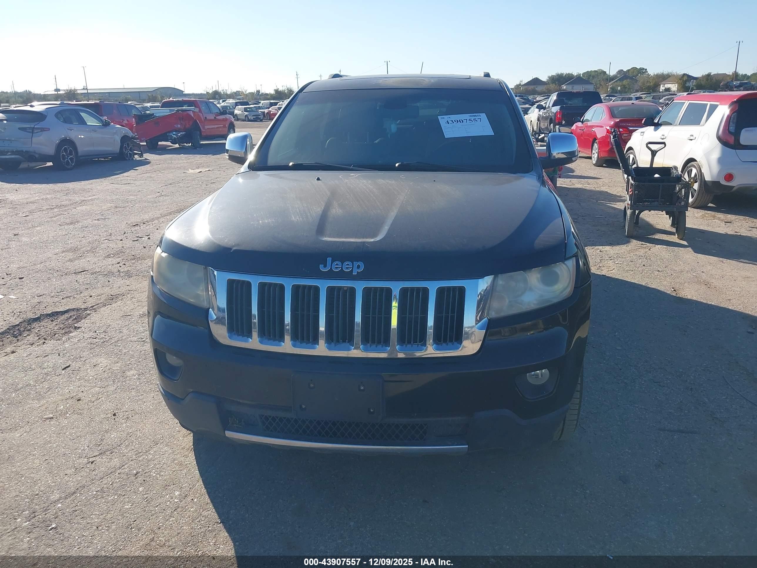 JEEP GRAND image 6