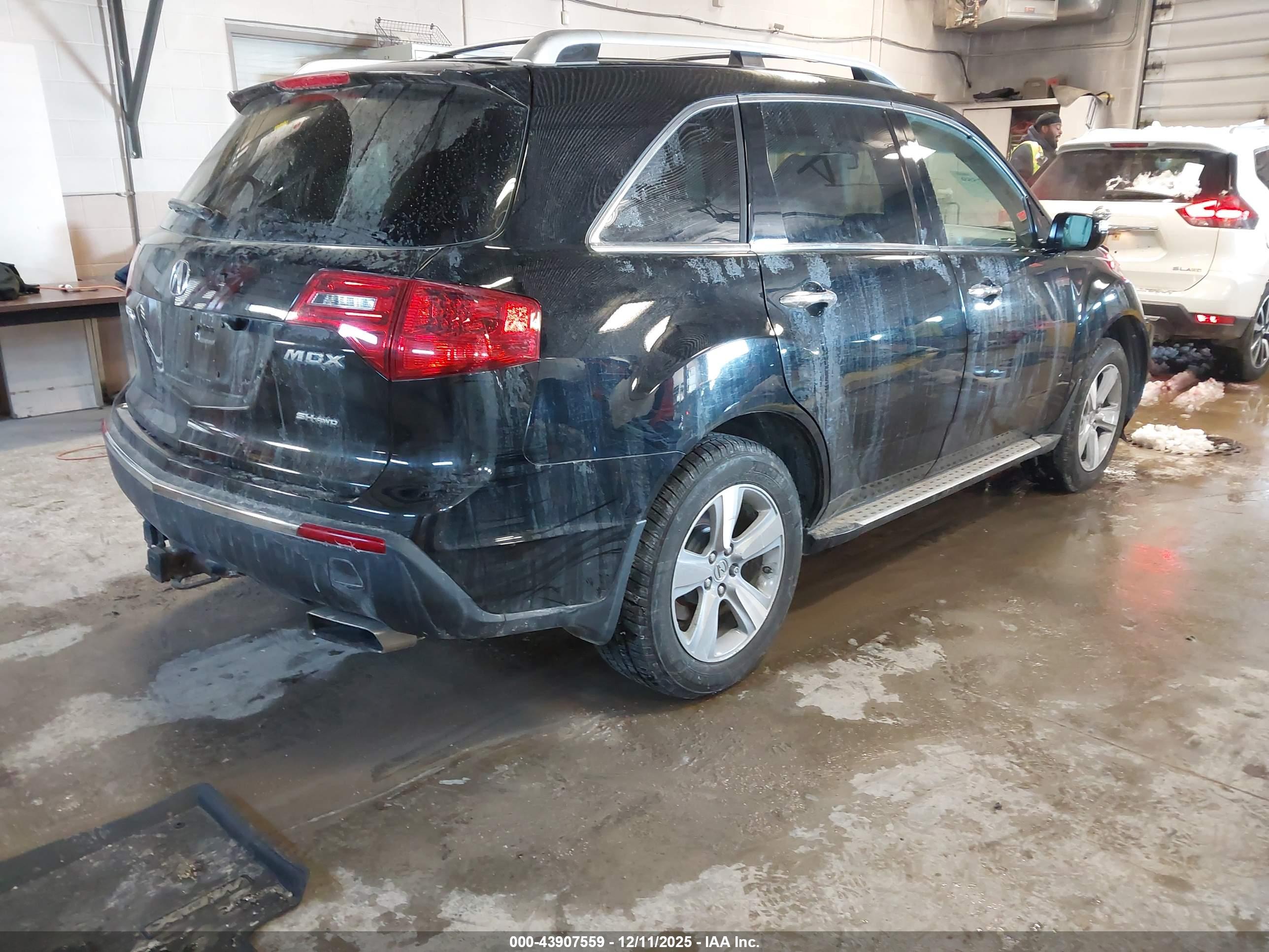 ACURA MDX image 4