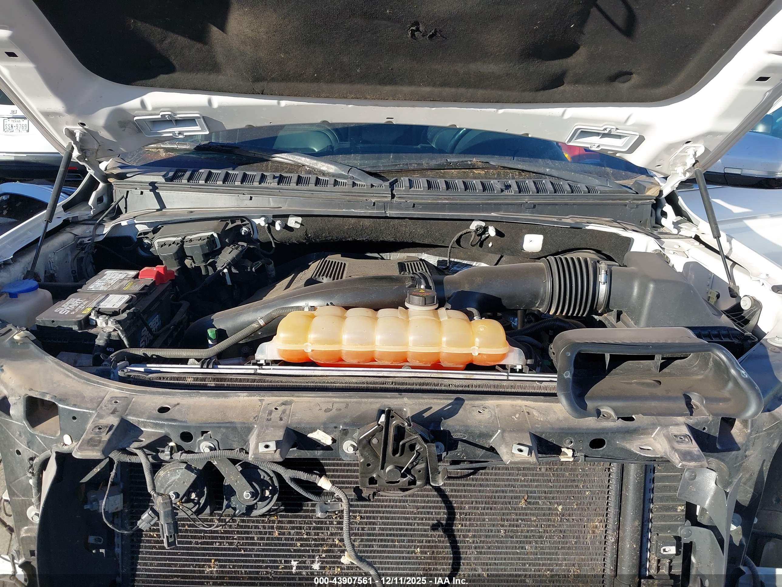 FORD EXPEDITION image 10