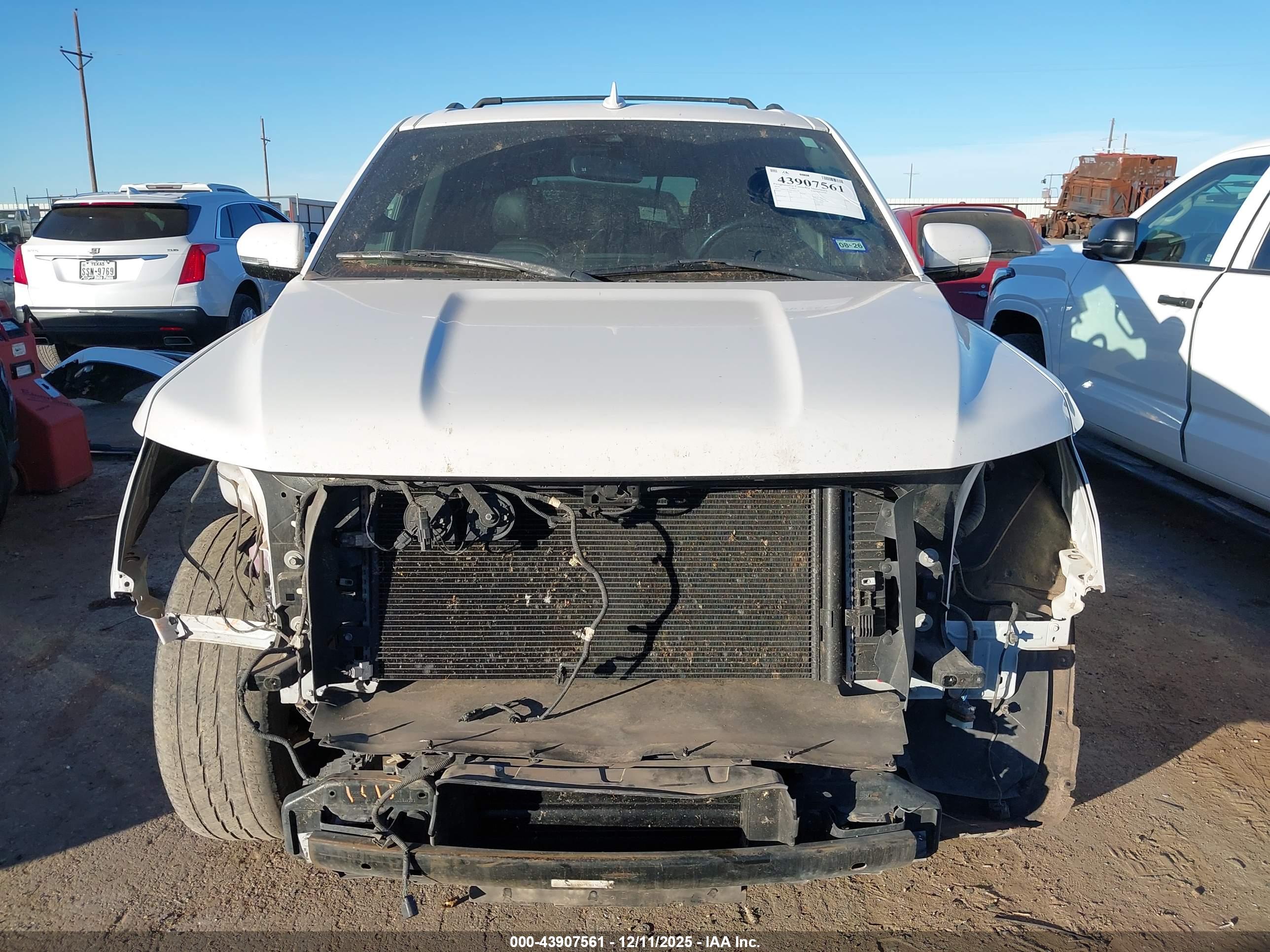 FORD EXPEDITION image 6
