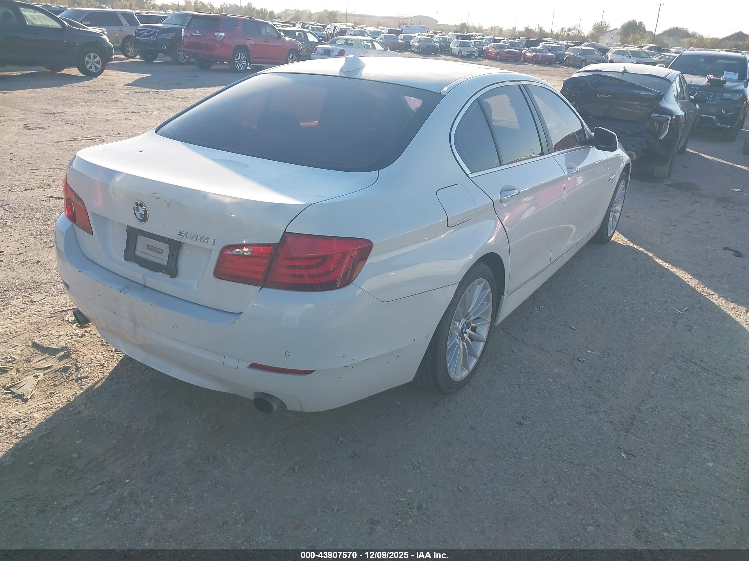 BMW 535I image 4