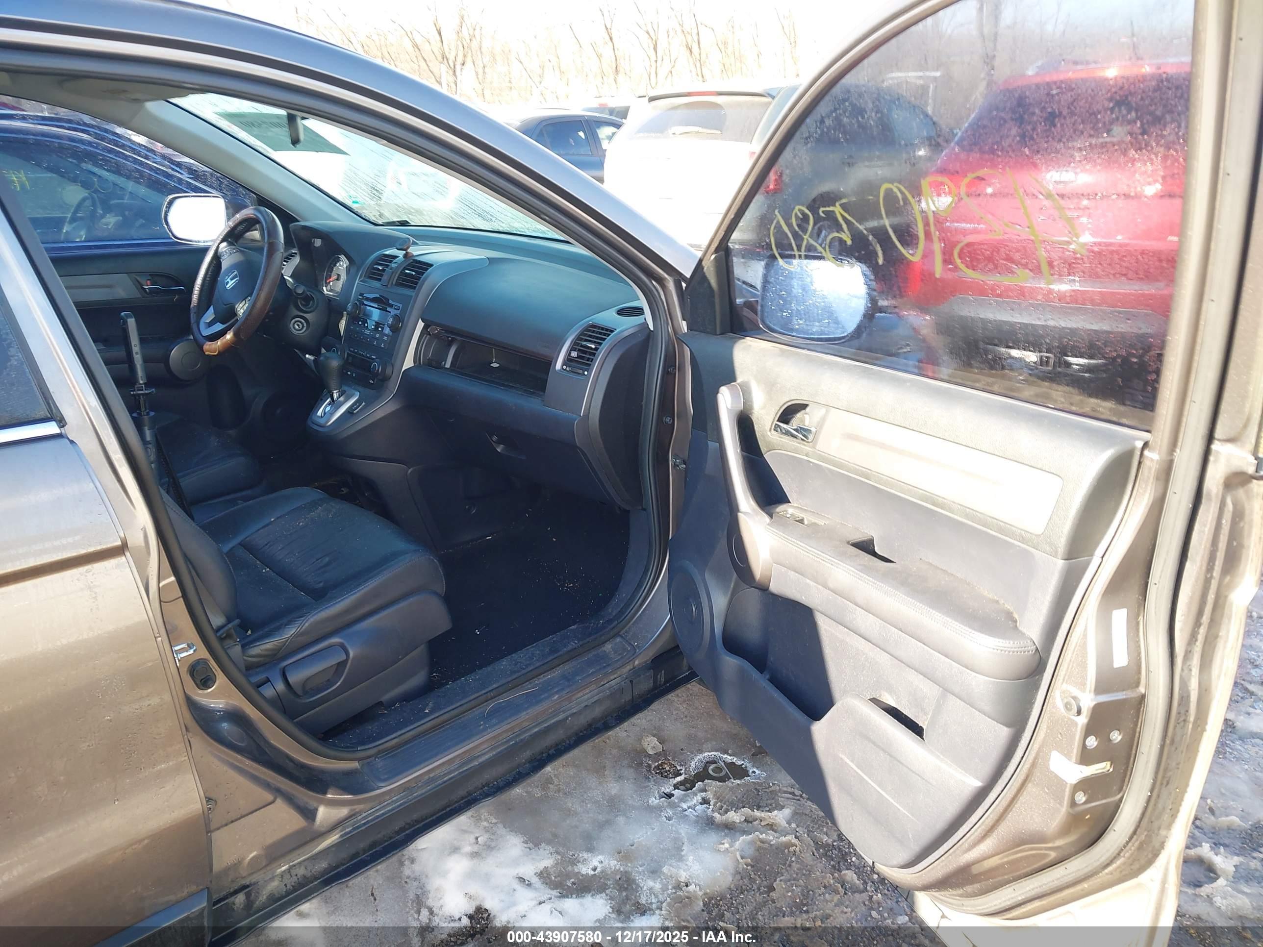 HONDA CR-V image 5