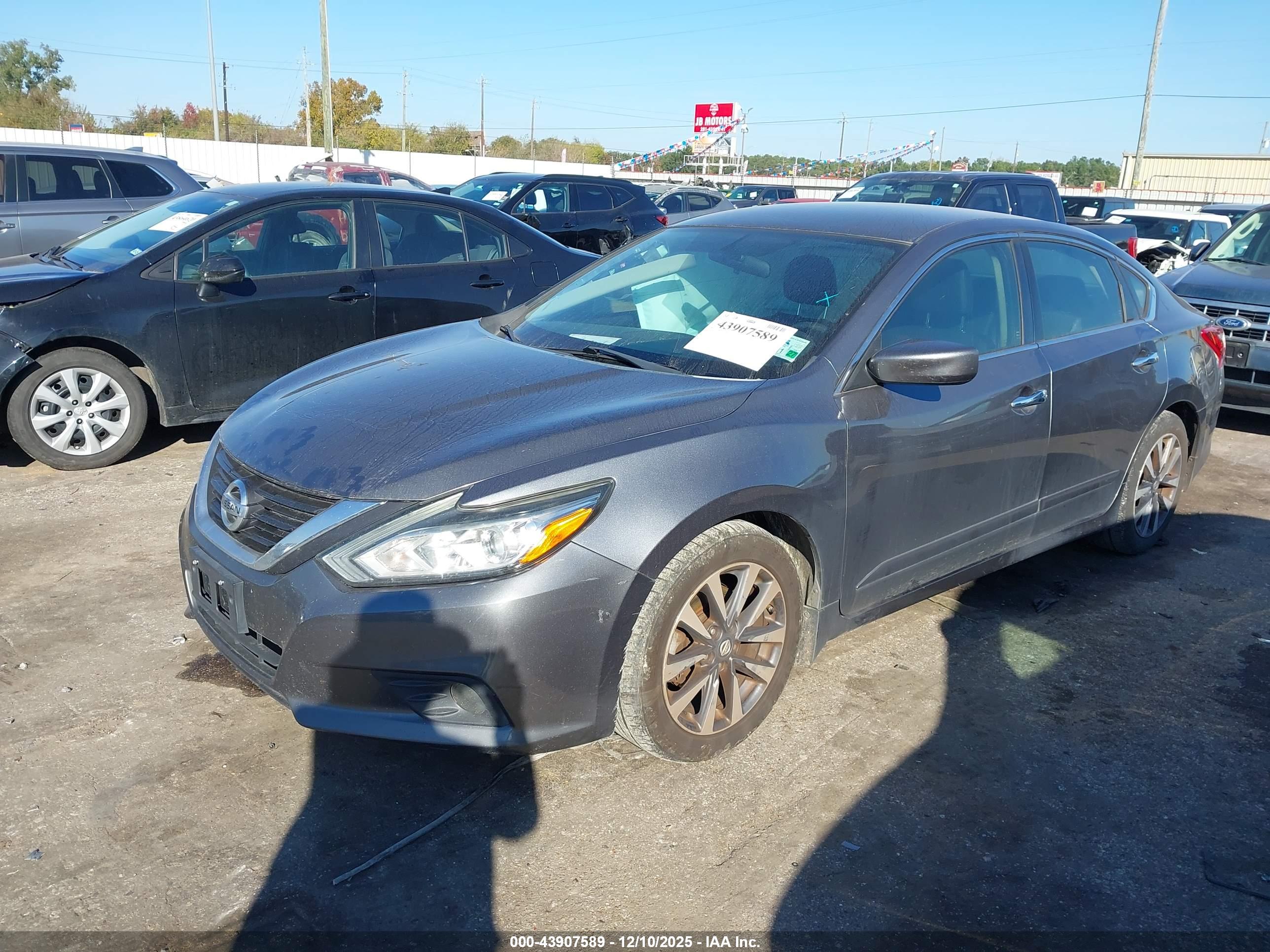 NISSAN ALTIMA image 2