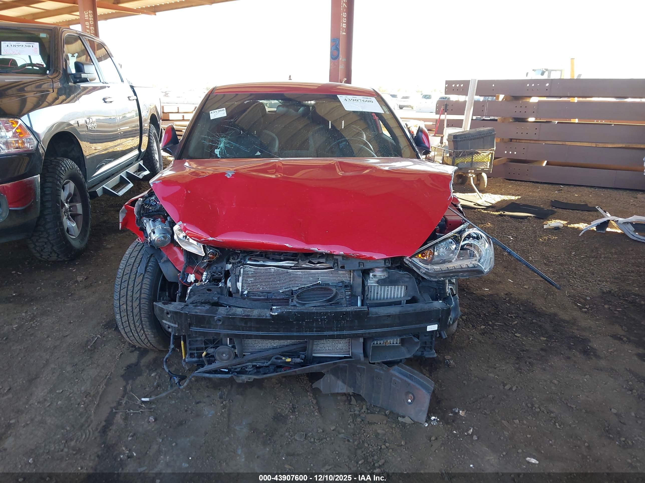 HYUNDAI VELOSTER image 6