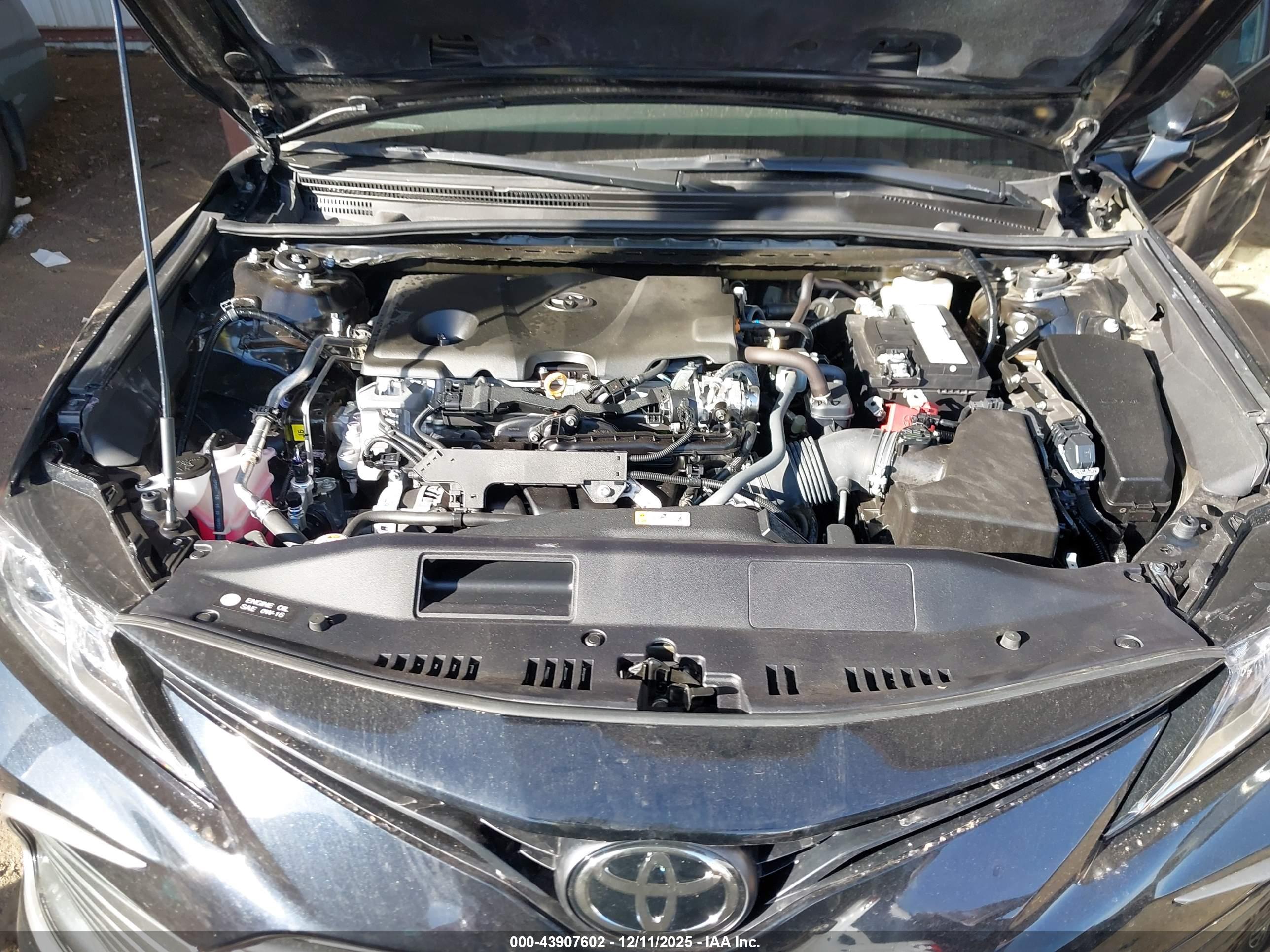 TOYOTA CAMRY image 10