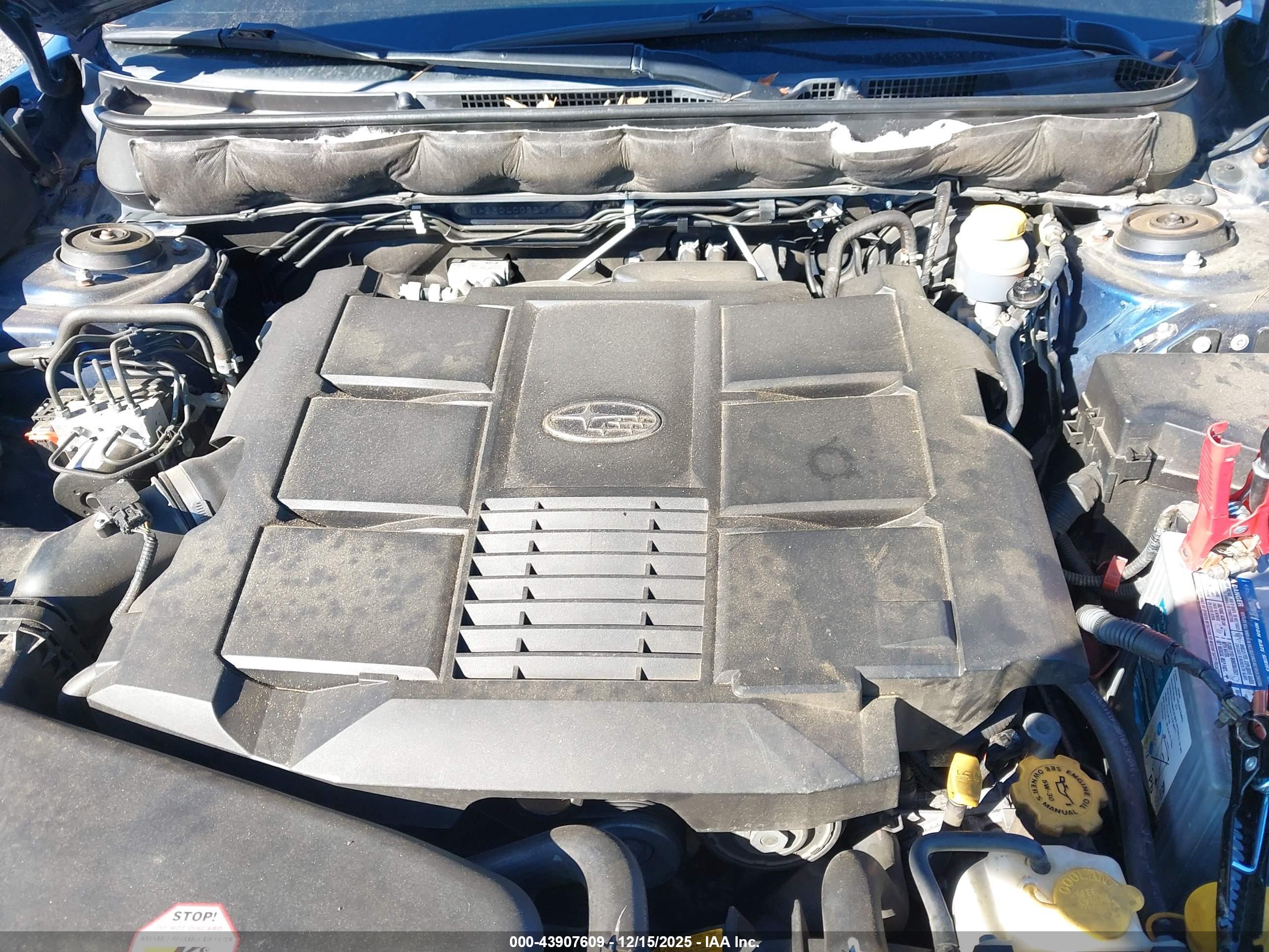 SUBARU OUTBACK image 10