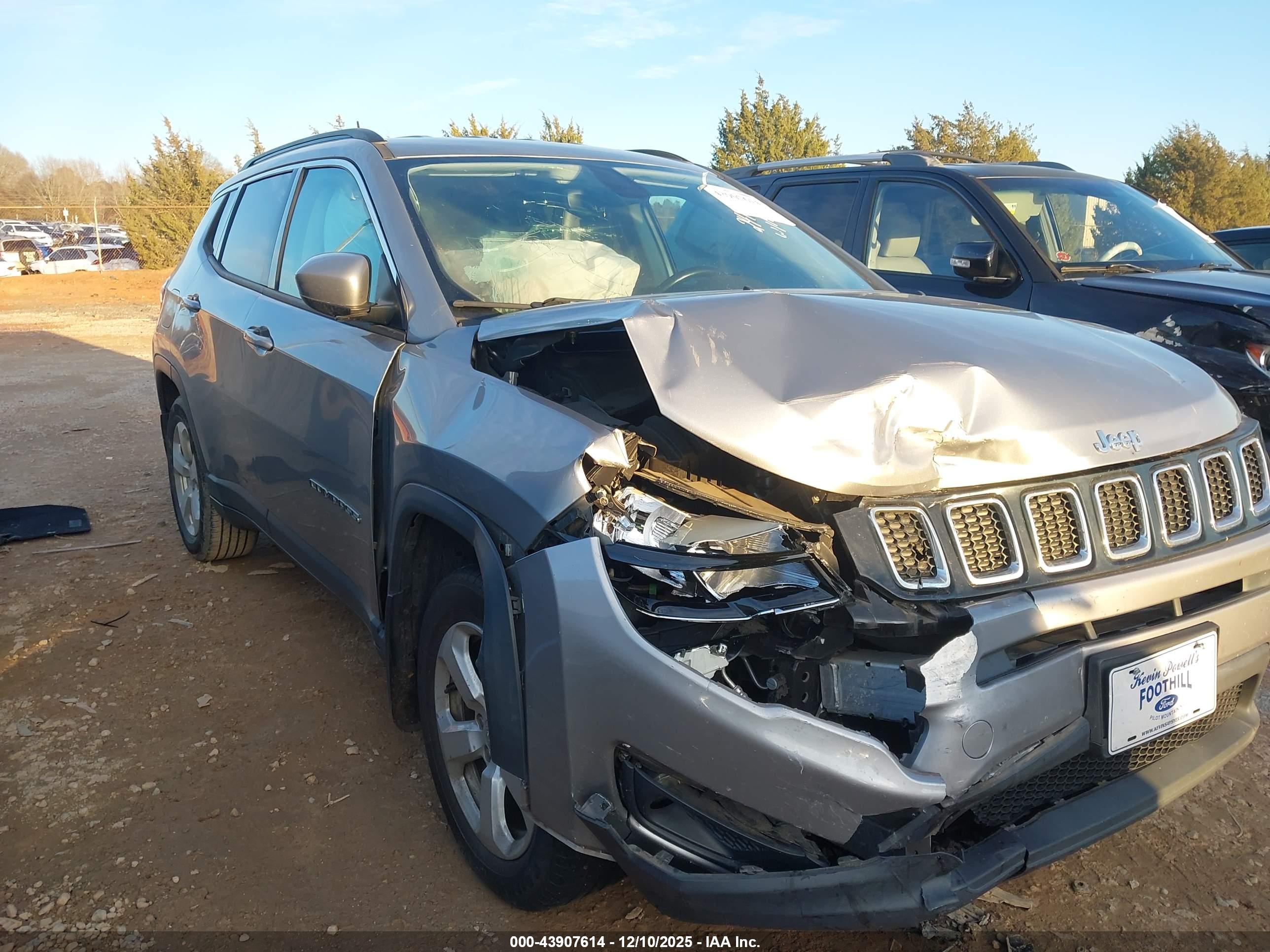 JEEP COMPASS image 6