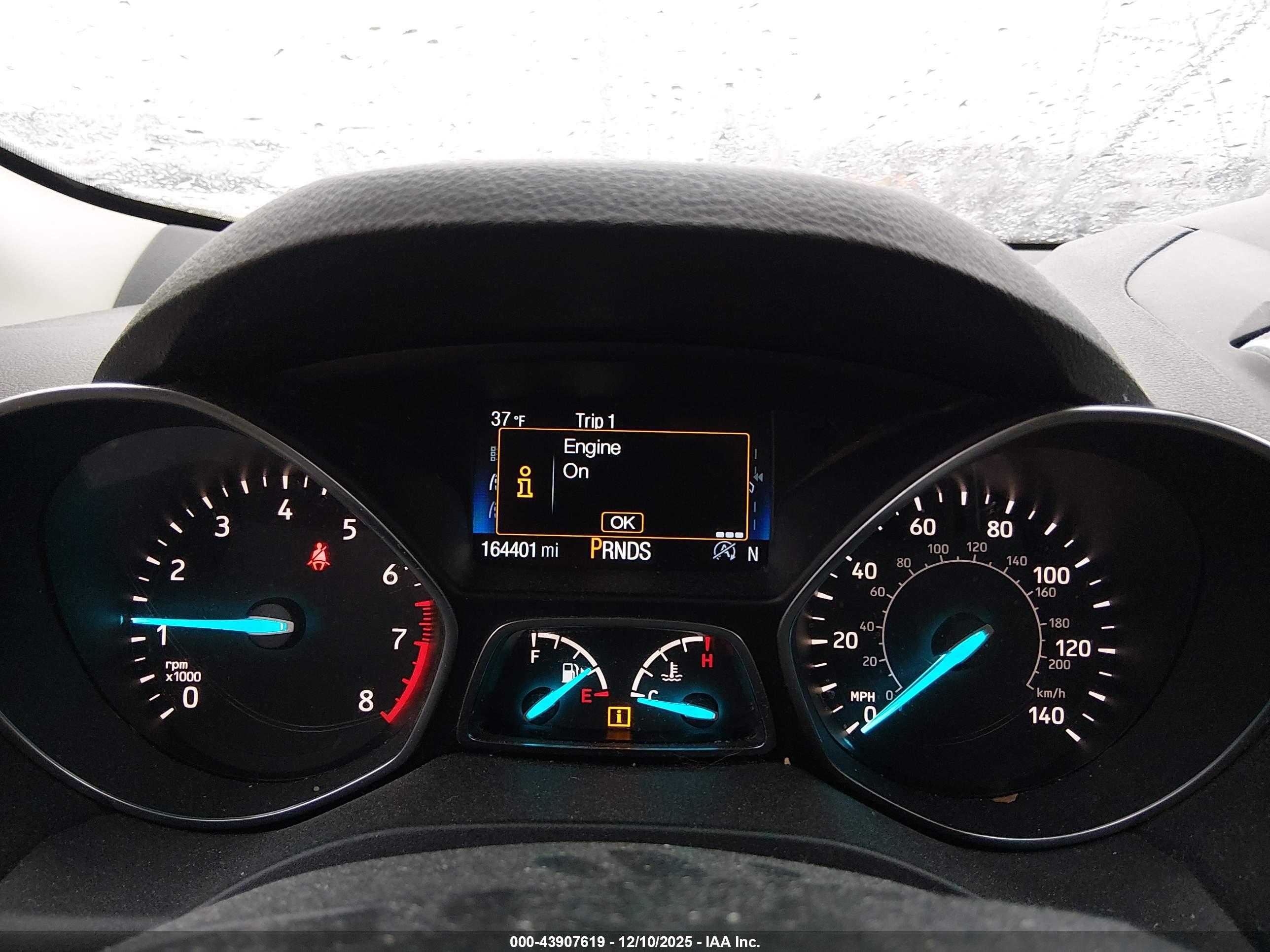 FORD ESCAPE image 7
