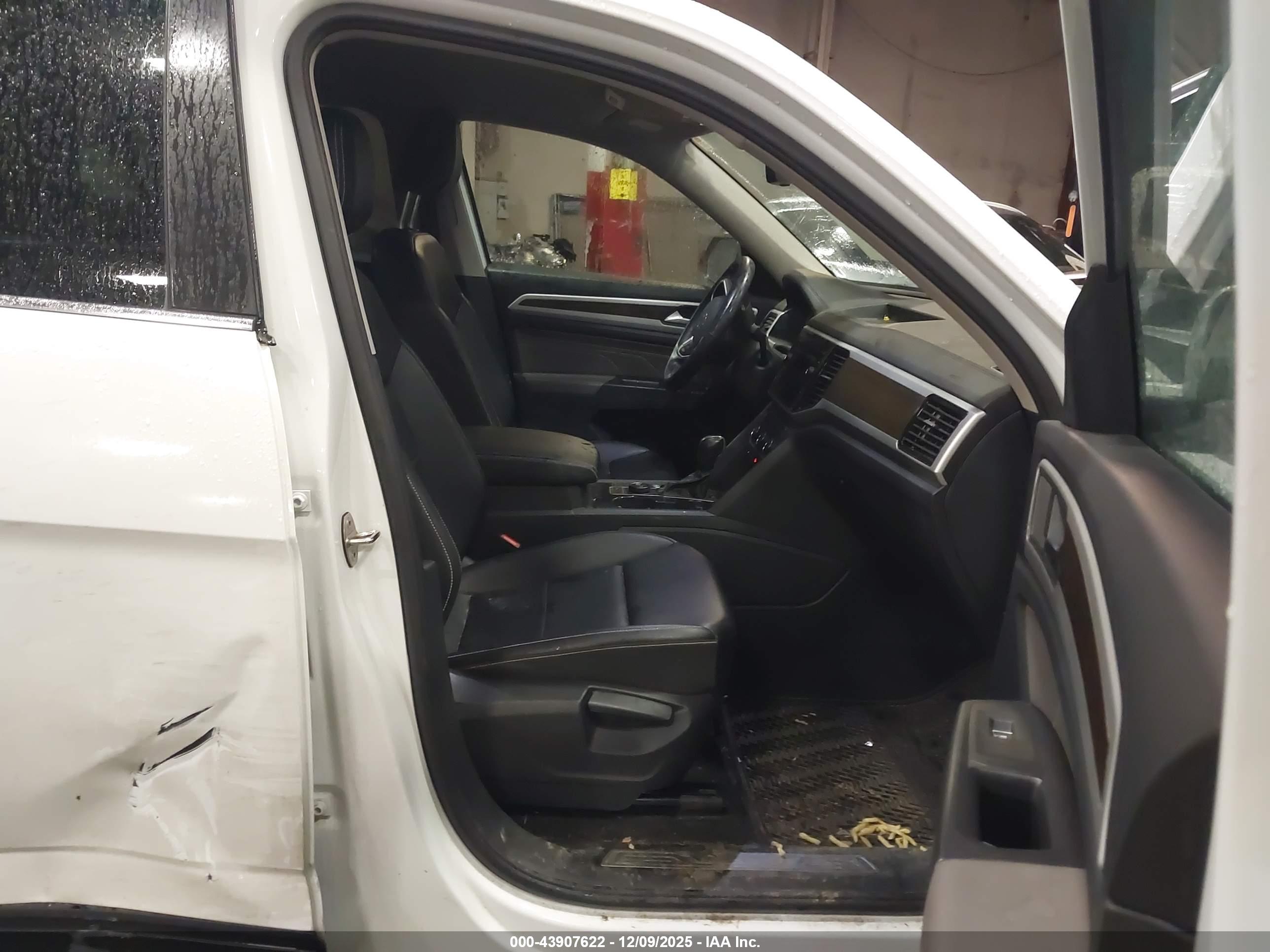 VOLKSWAGEN ATLAS image 5