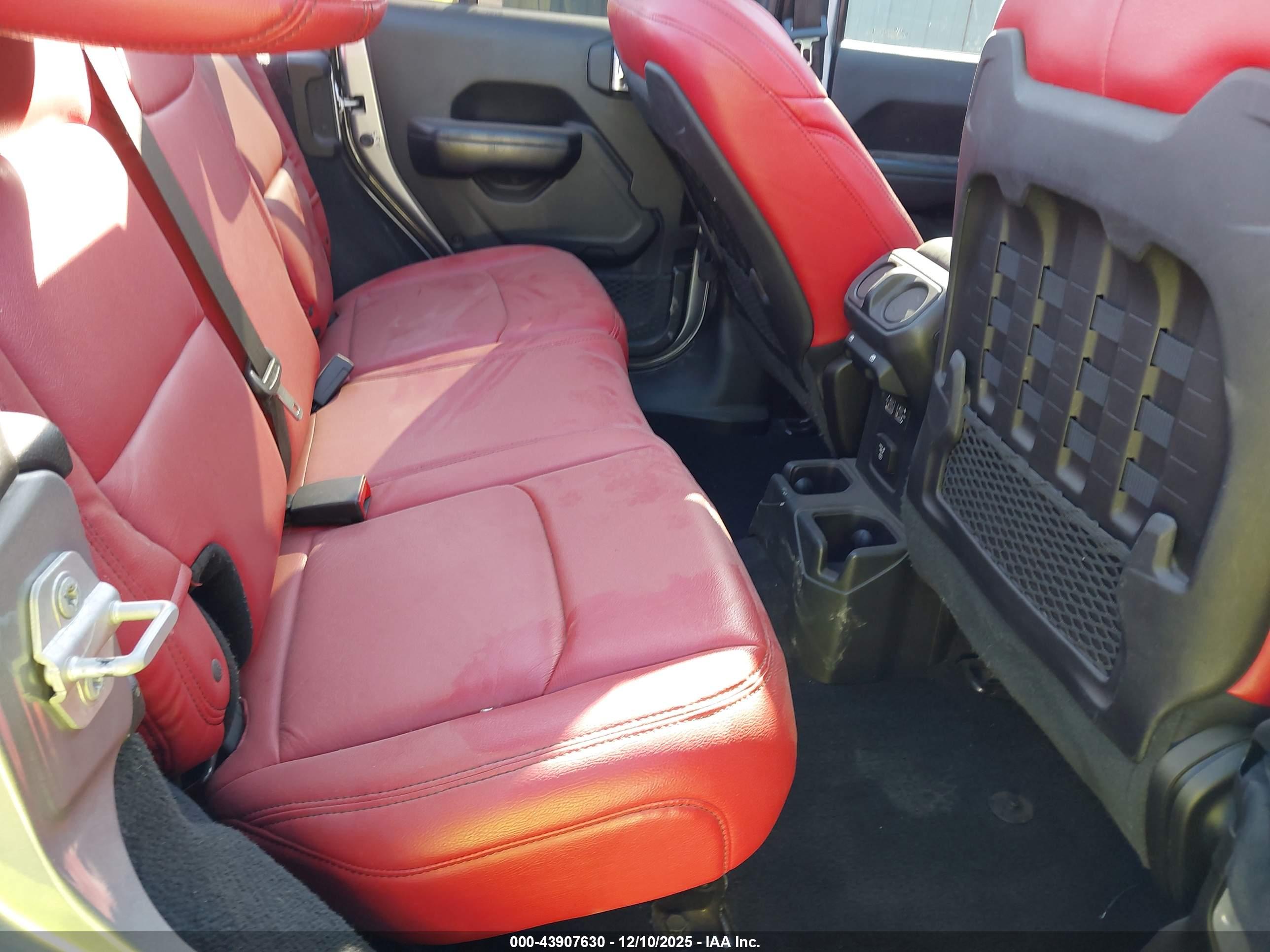 JEEP WRANGLER image 8