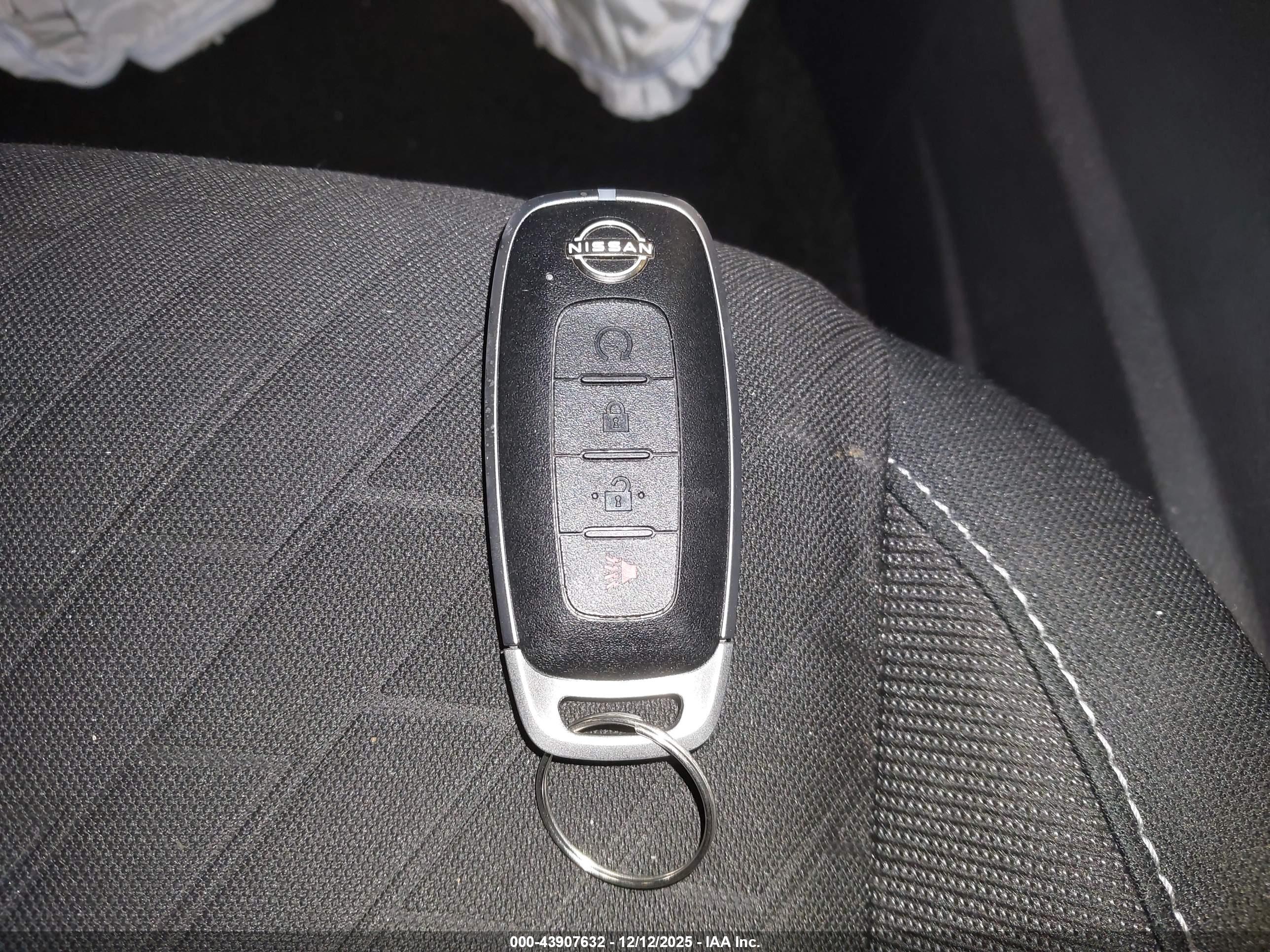 NISSAN KICKS image 11