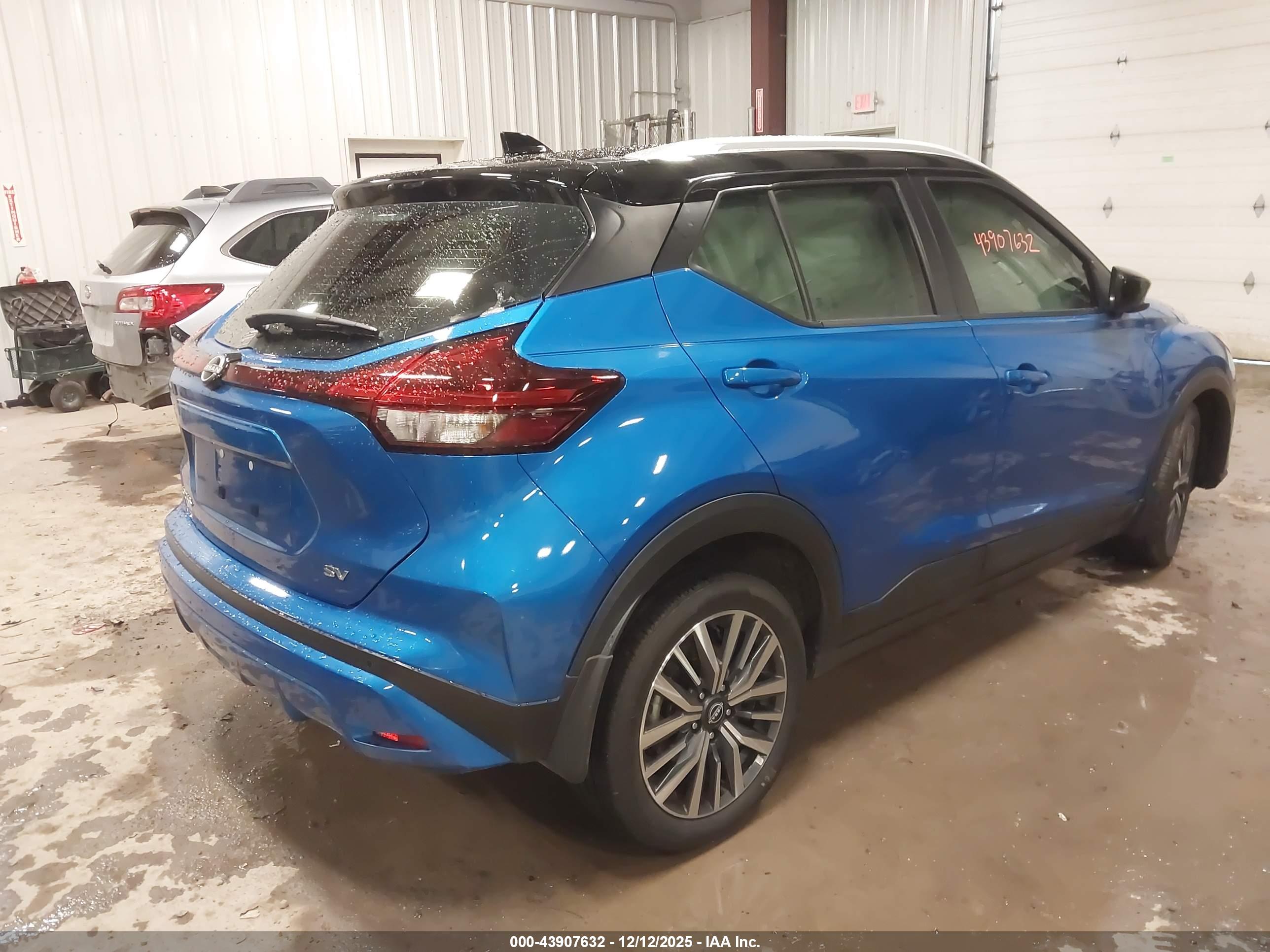 NISSAN KICKS image 4