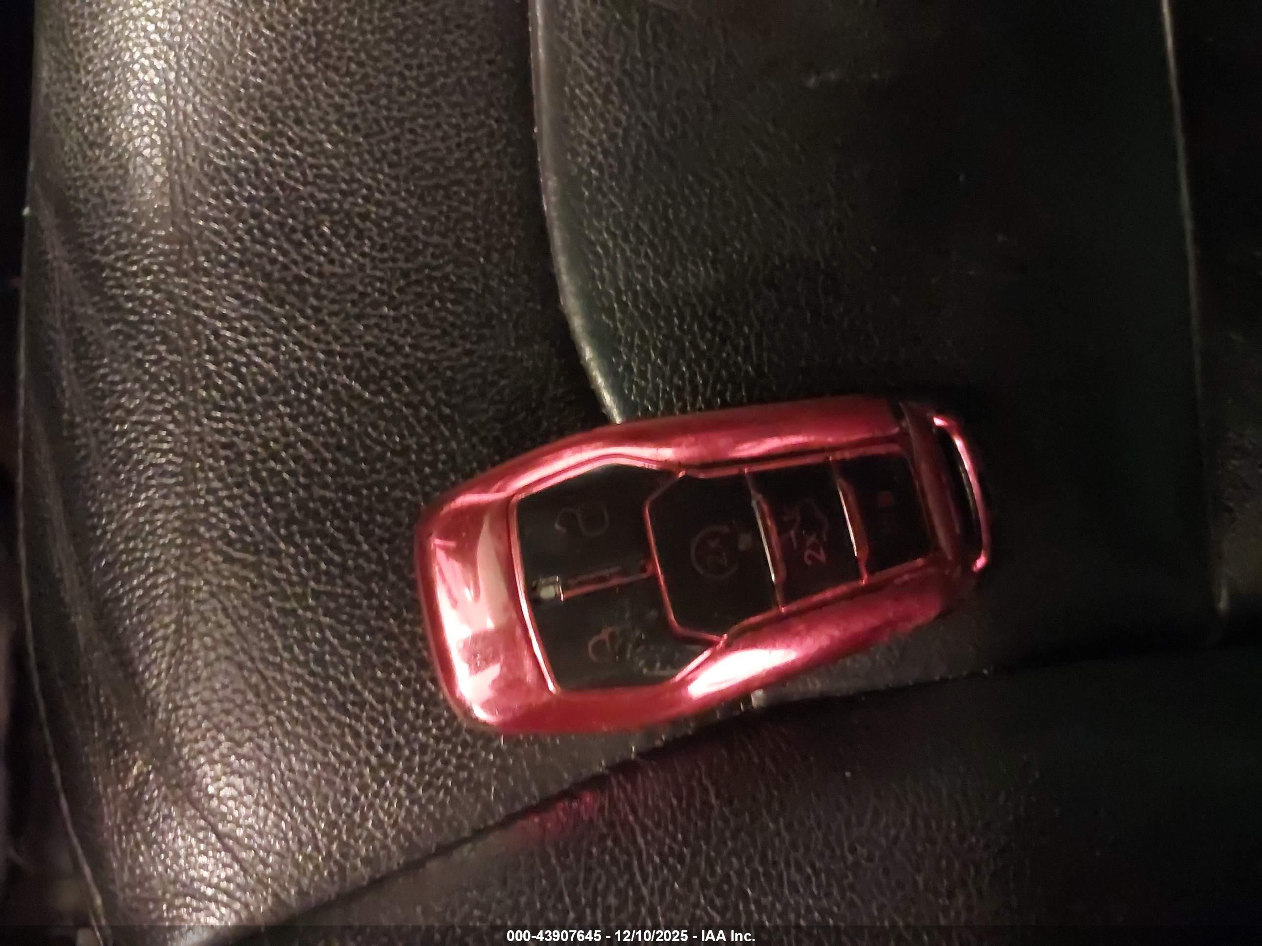FORD EXPLORER image 11