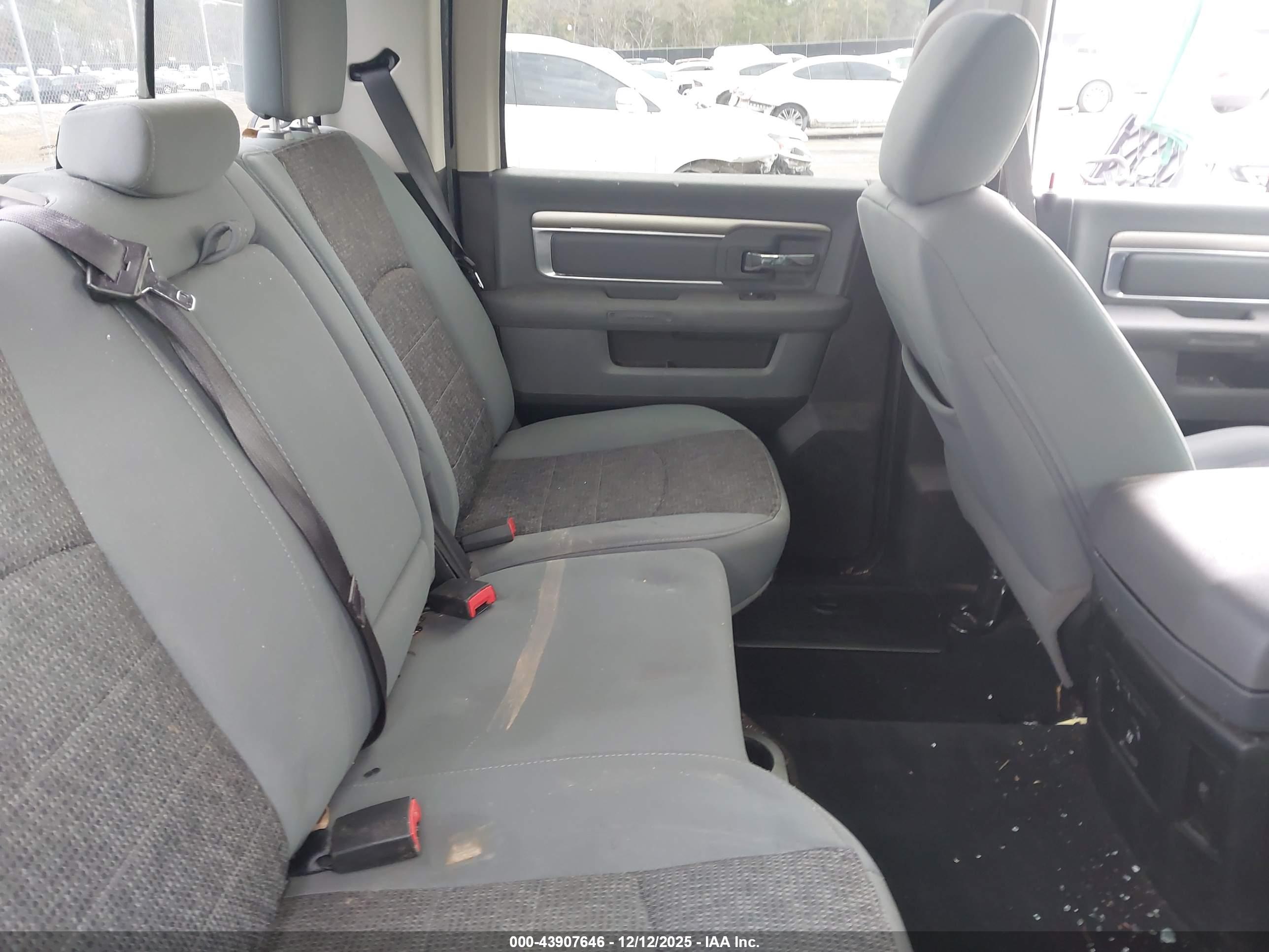 RAM 1500 image 8