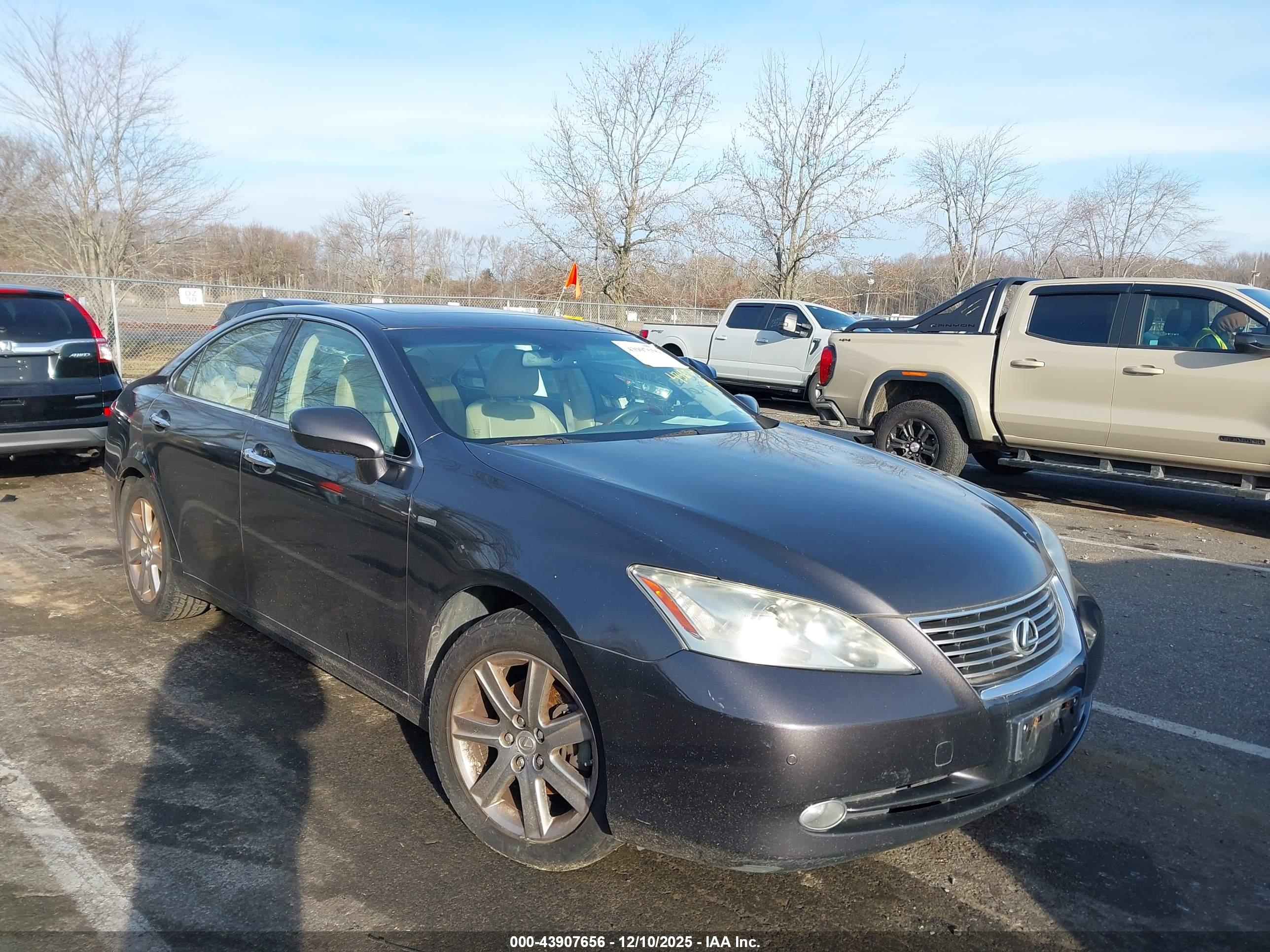 LEXUS ES image 6