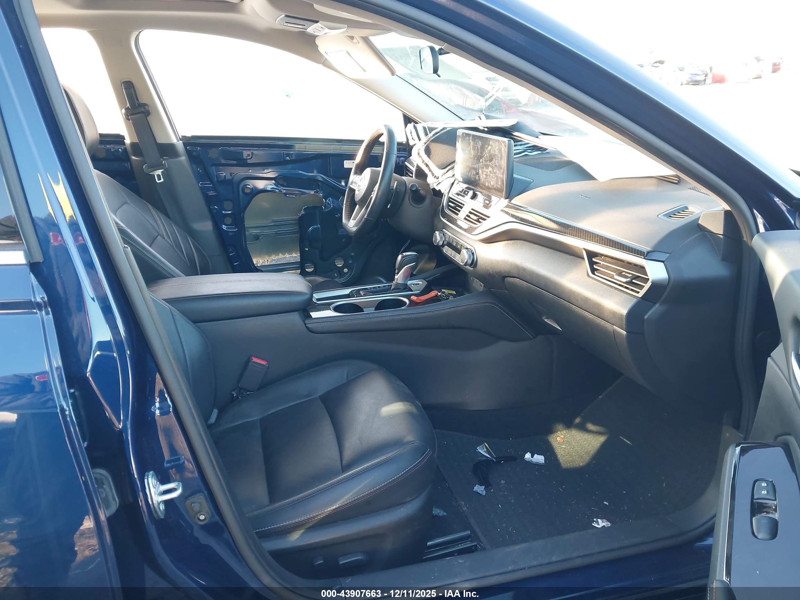 NISSAN ALTIMA image 5