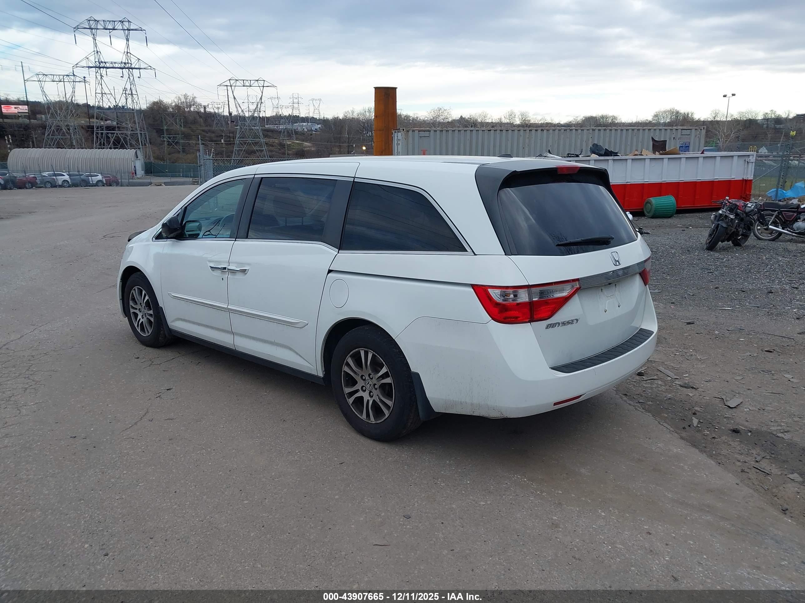 HONDA ODYSSEY image 3