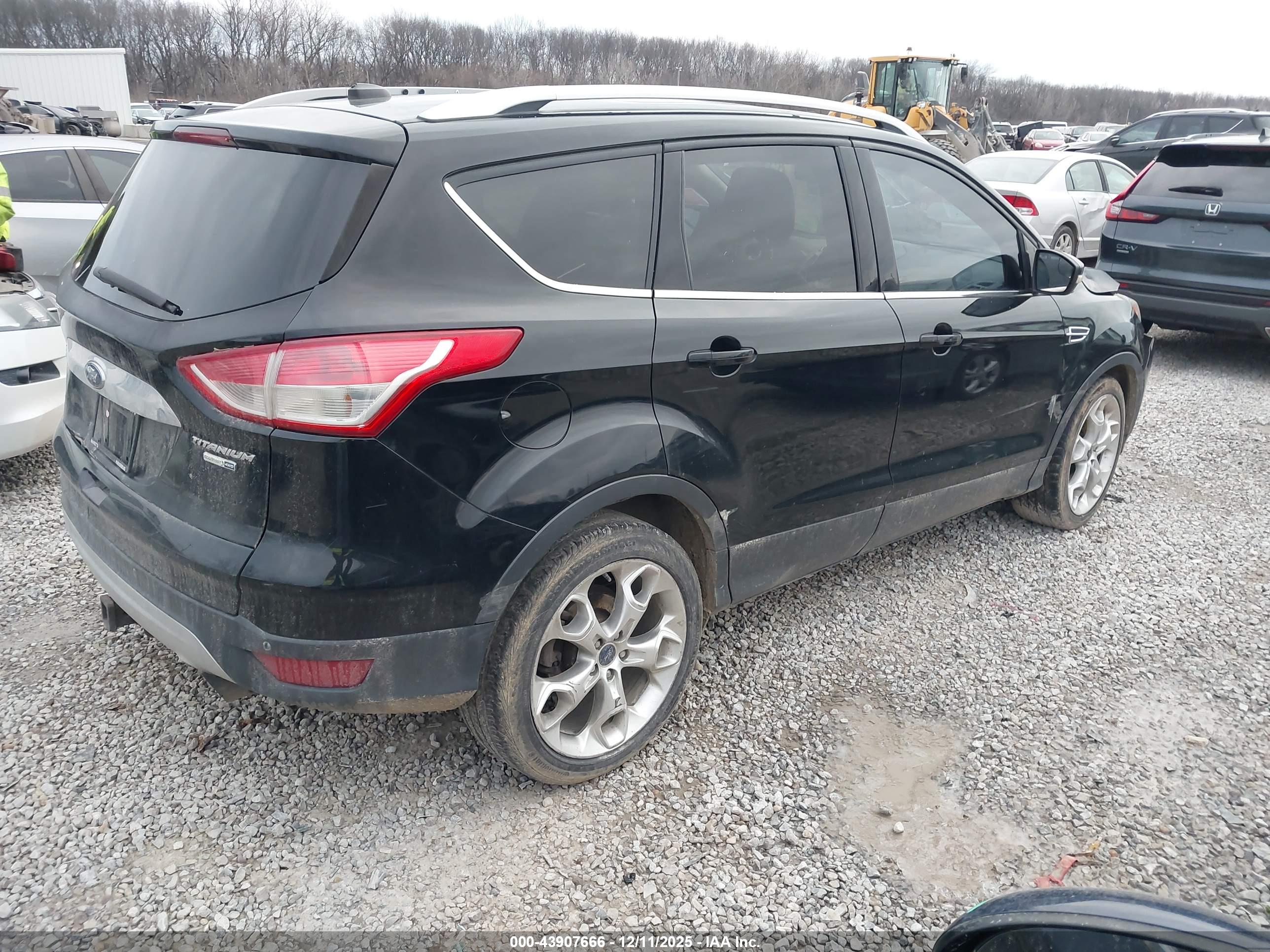 FORD ESCAPE image 4