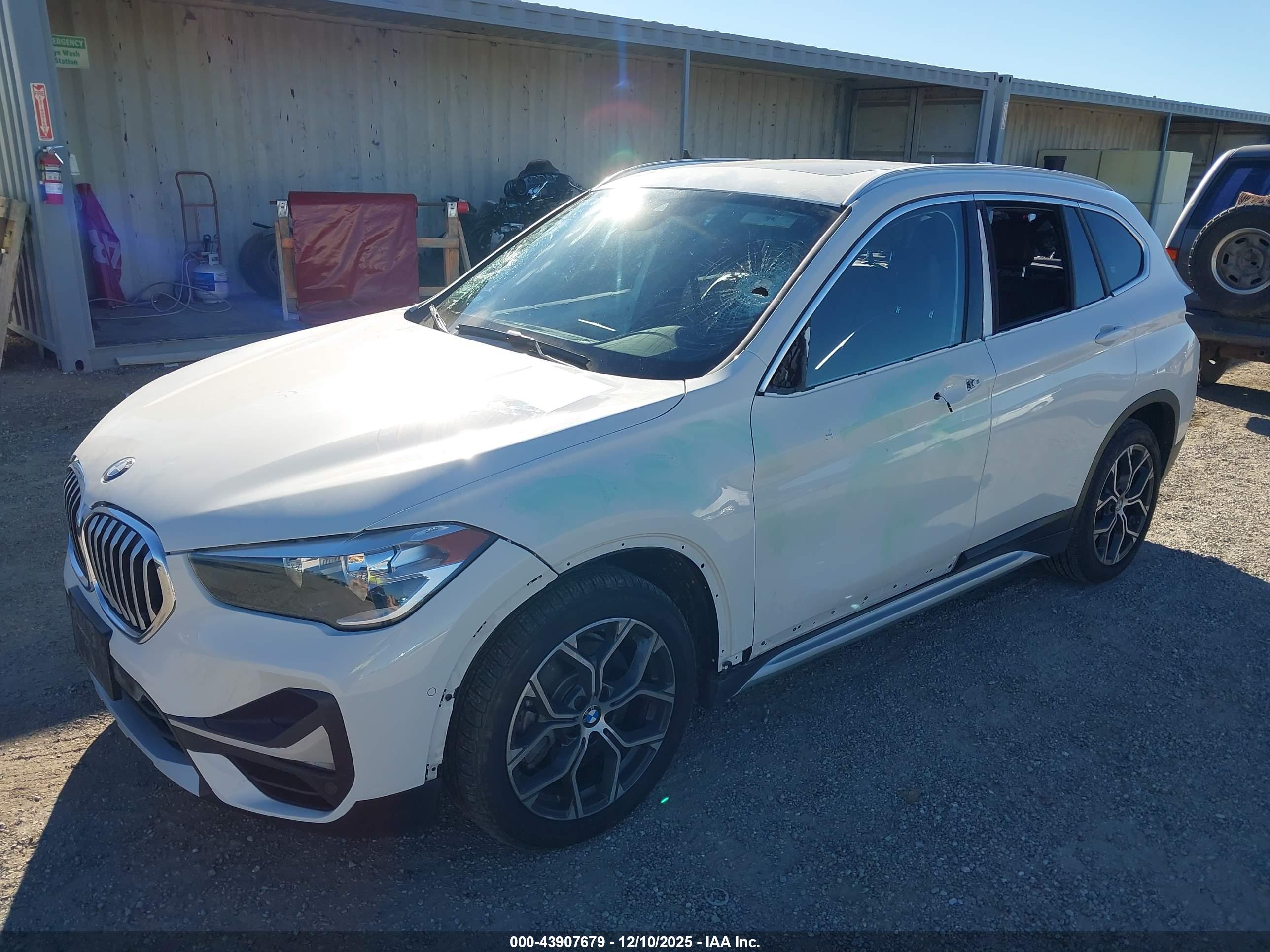 BMW X1 image 2