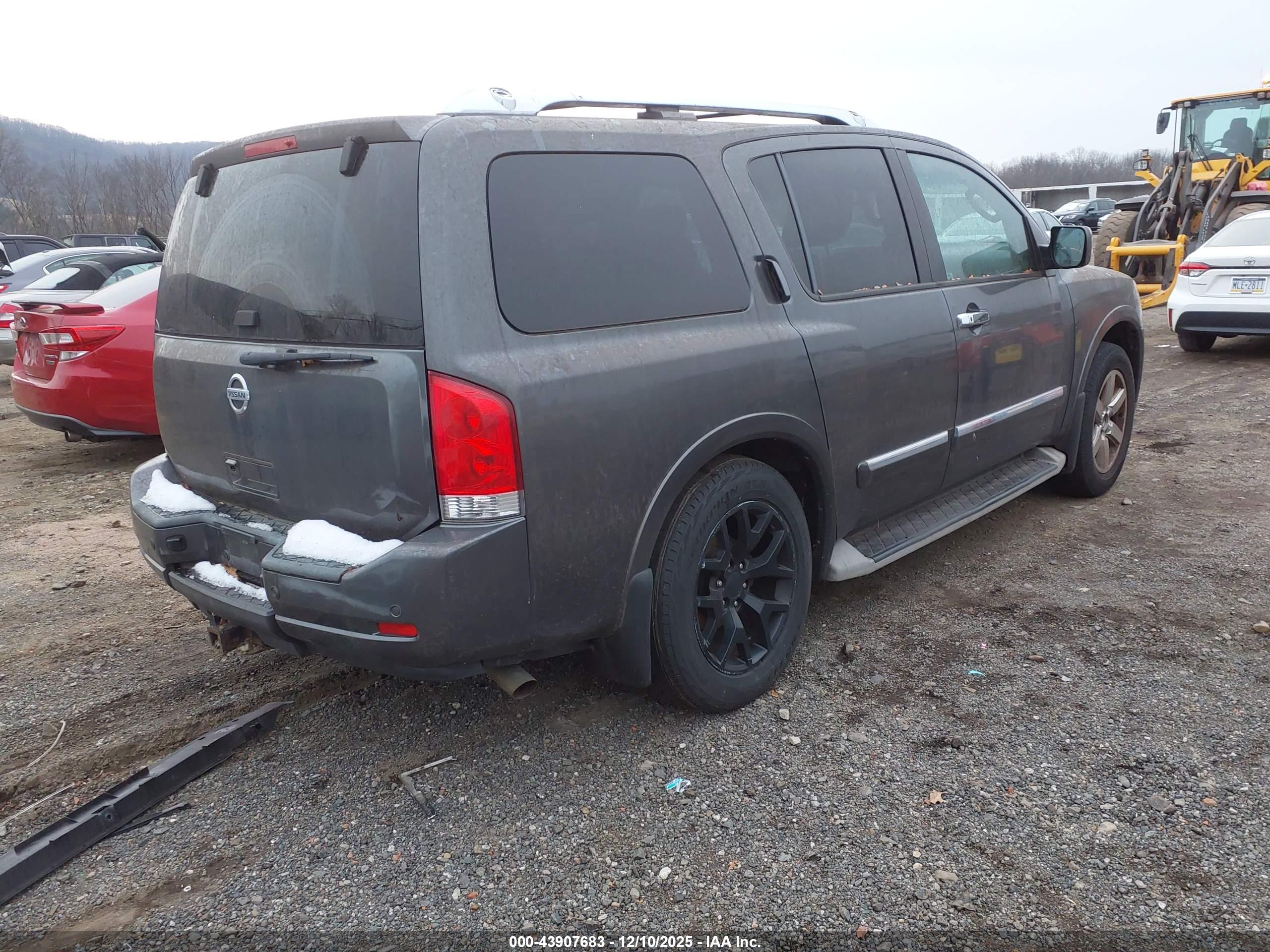 NISSAN ARMADA image 4