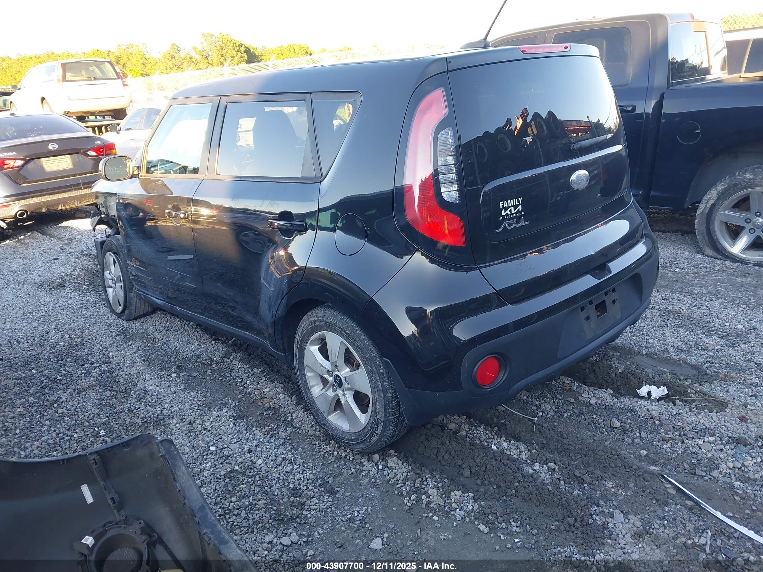 KIA SOUL image 3