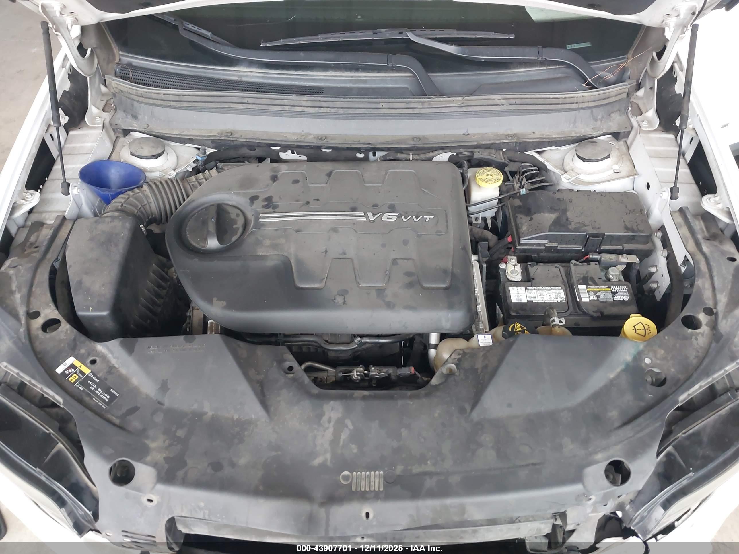 JEEP CHEROKEE image 10