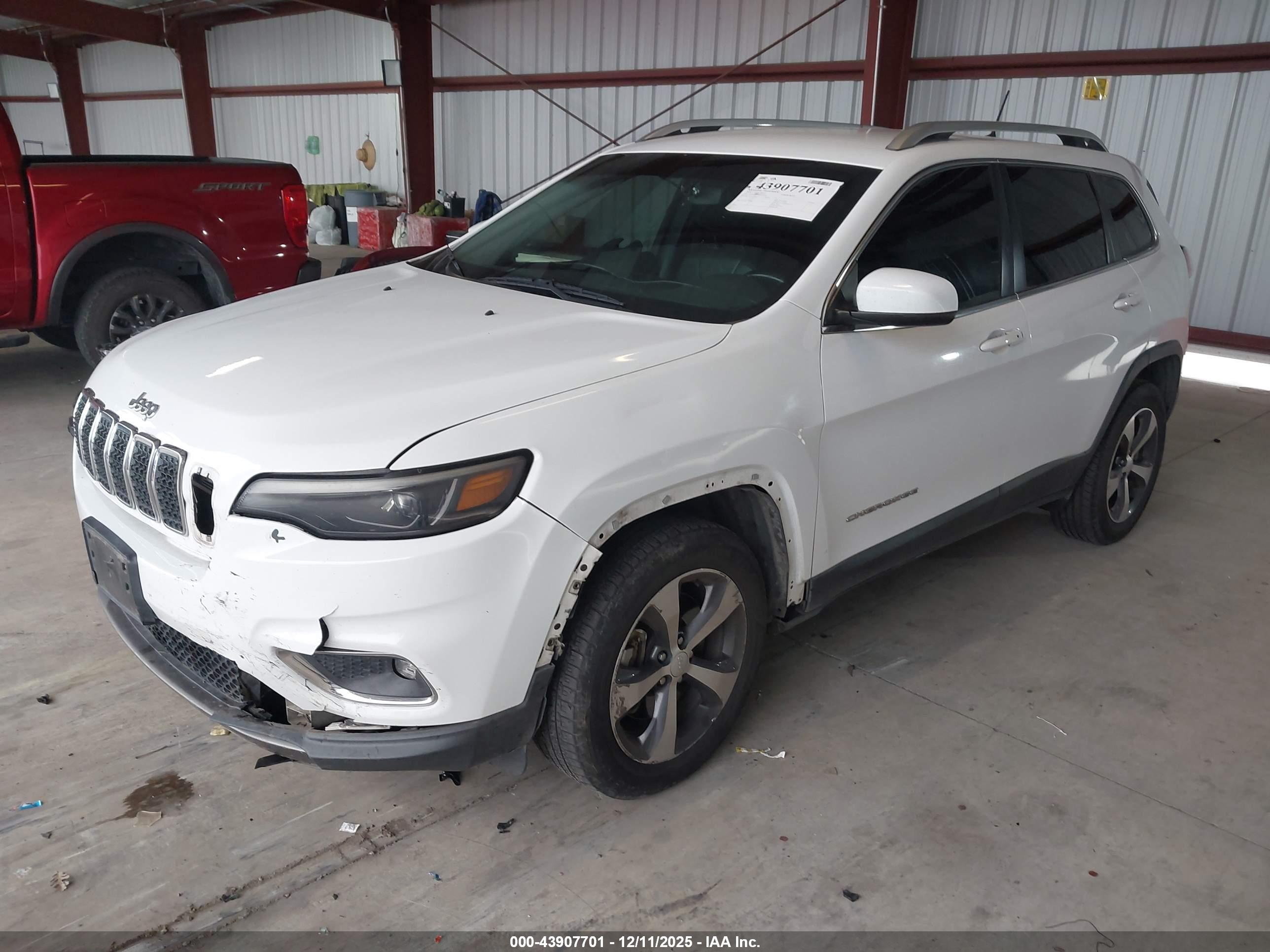 JEEP CHEROKEE image 2
