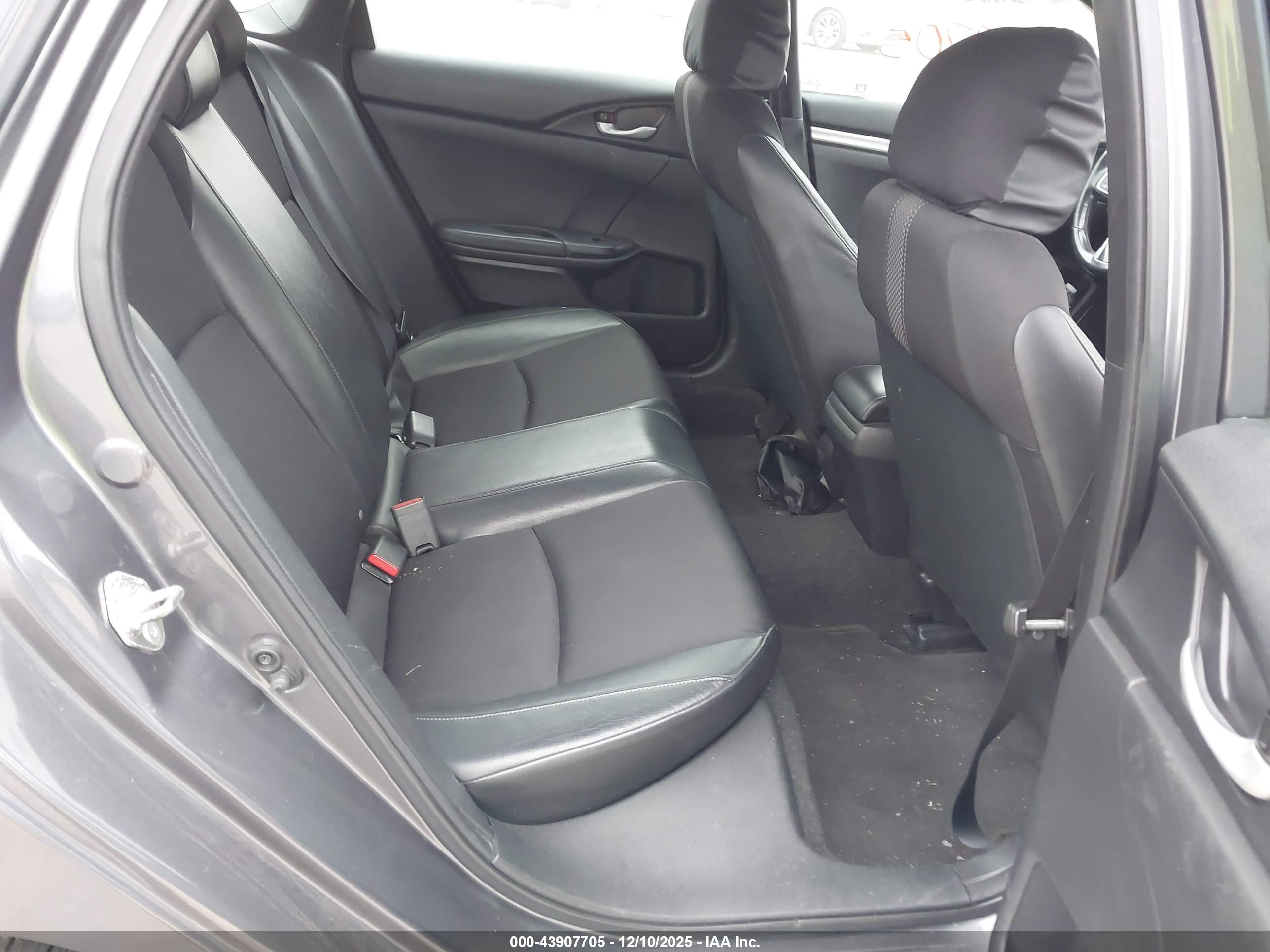 HONDA CIVIC image 8