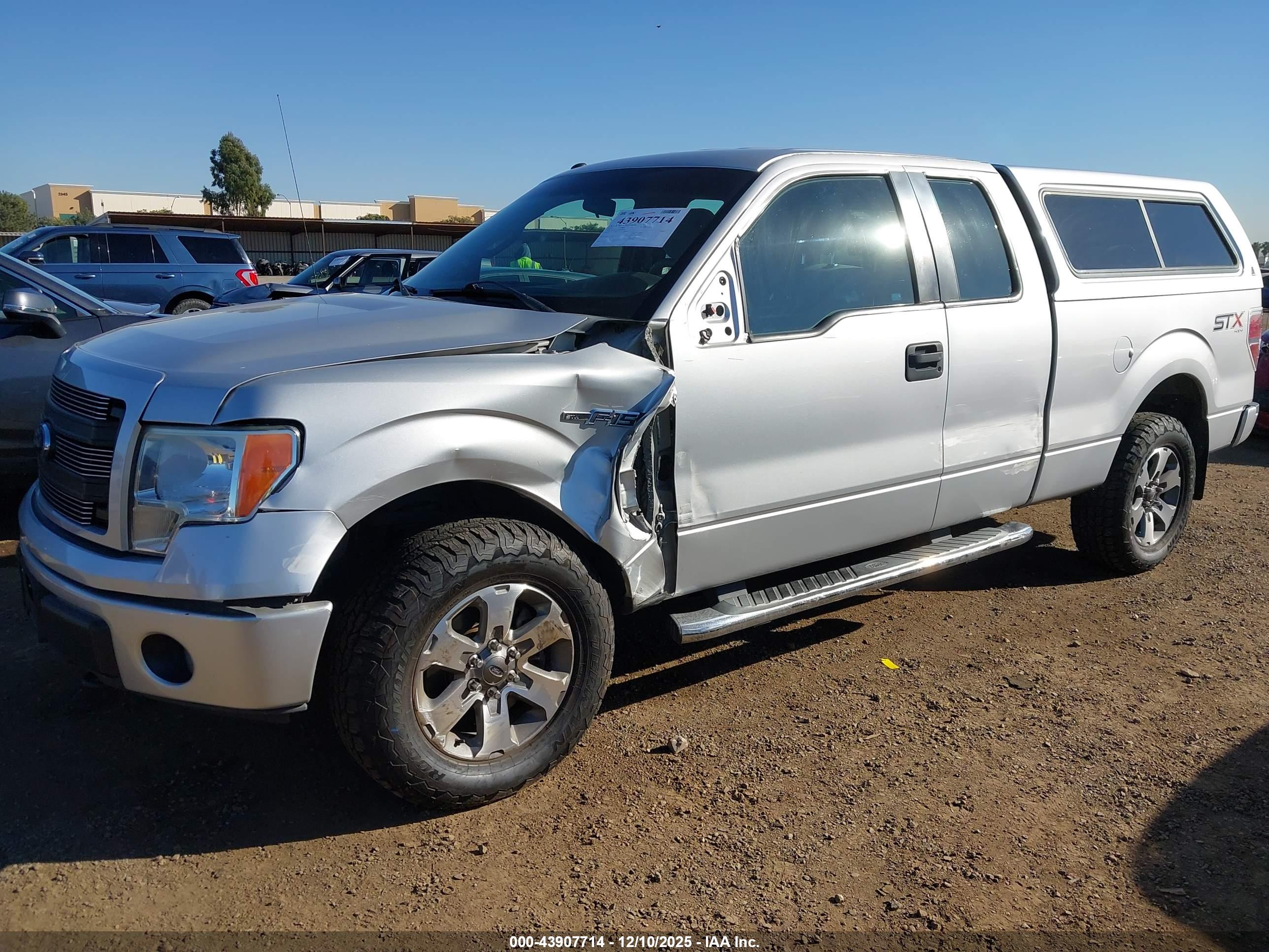 FORD F-150 image 2