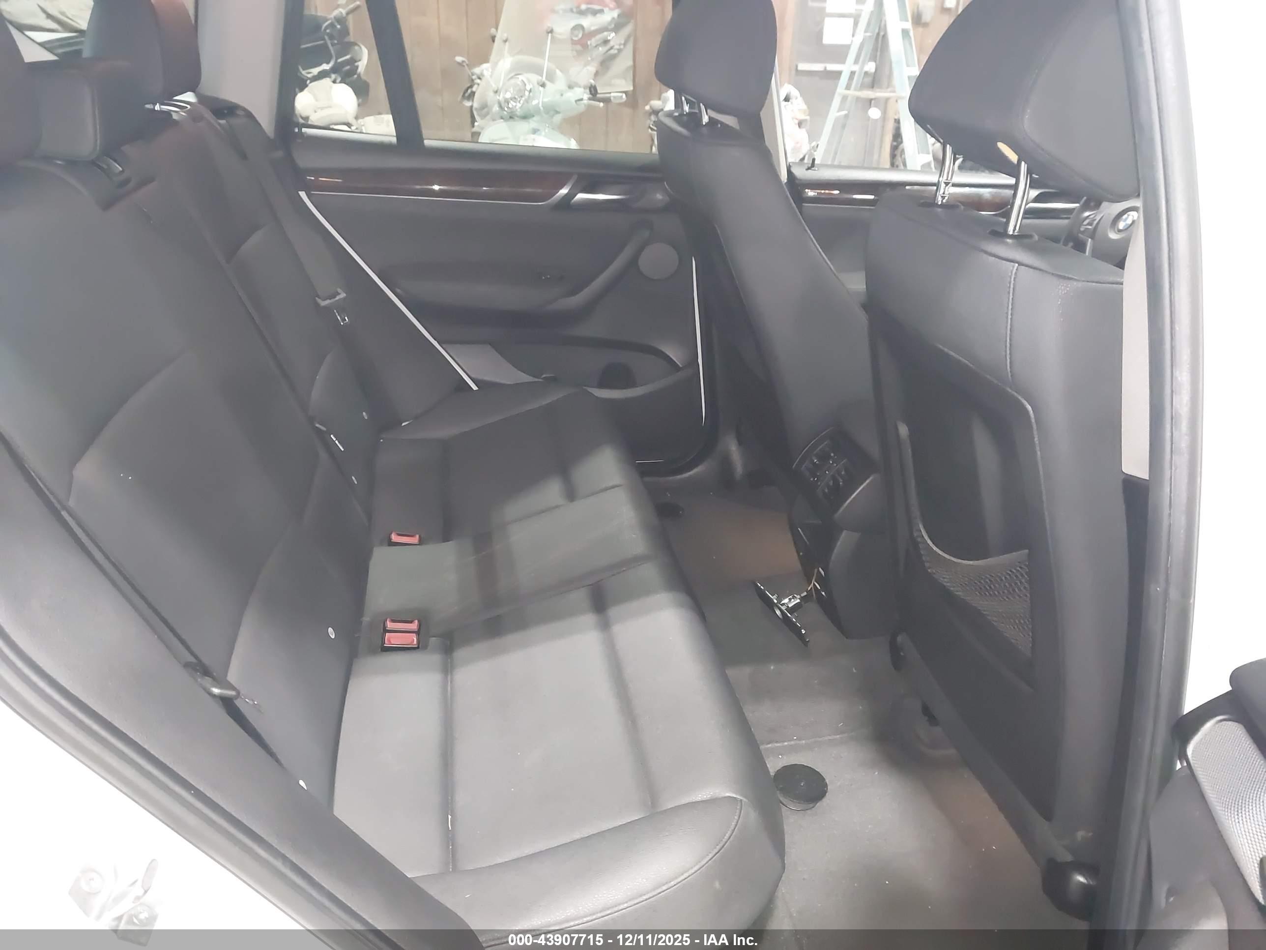 BMW X3 image 8