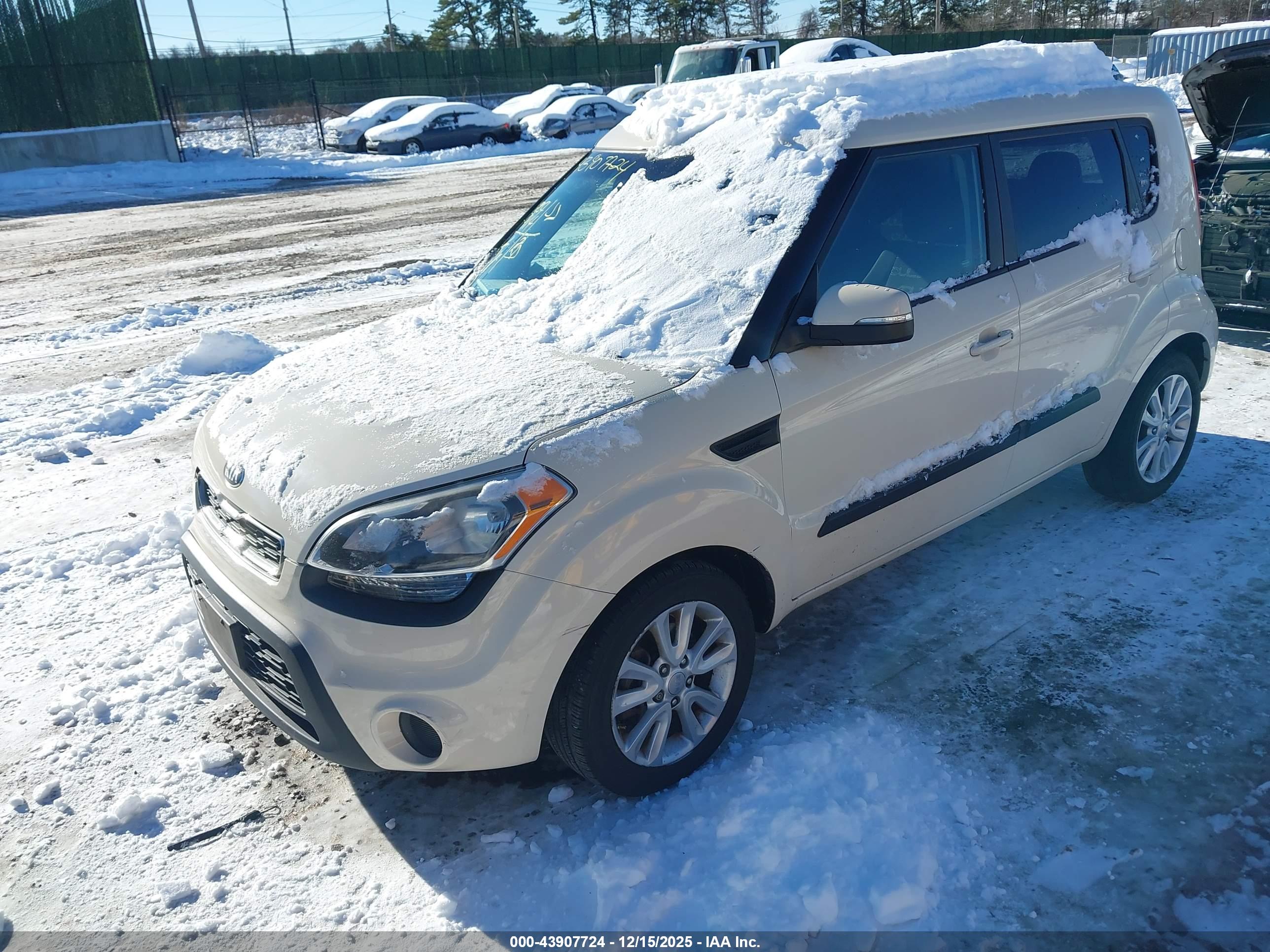 KIA SOUL image 2