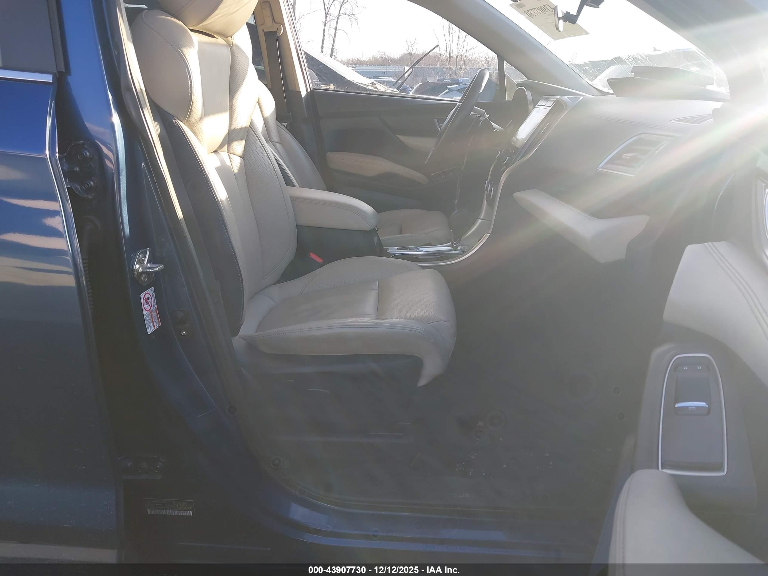 SUBARU ASCENT image 5