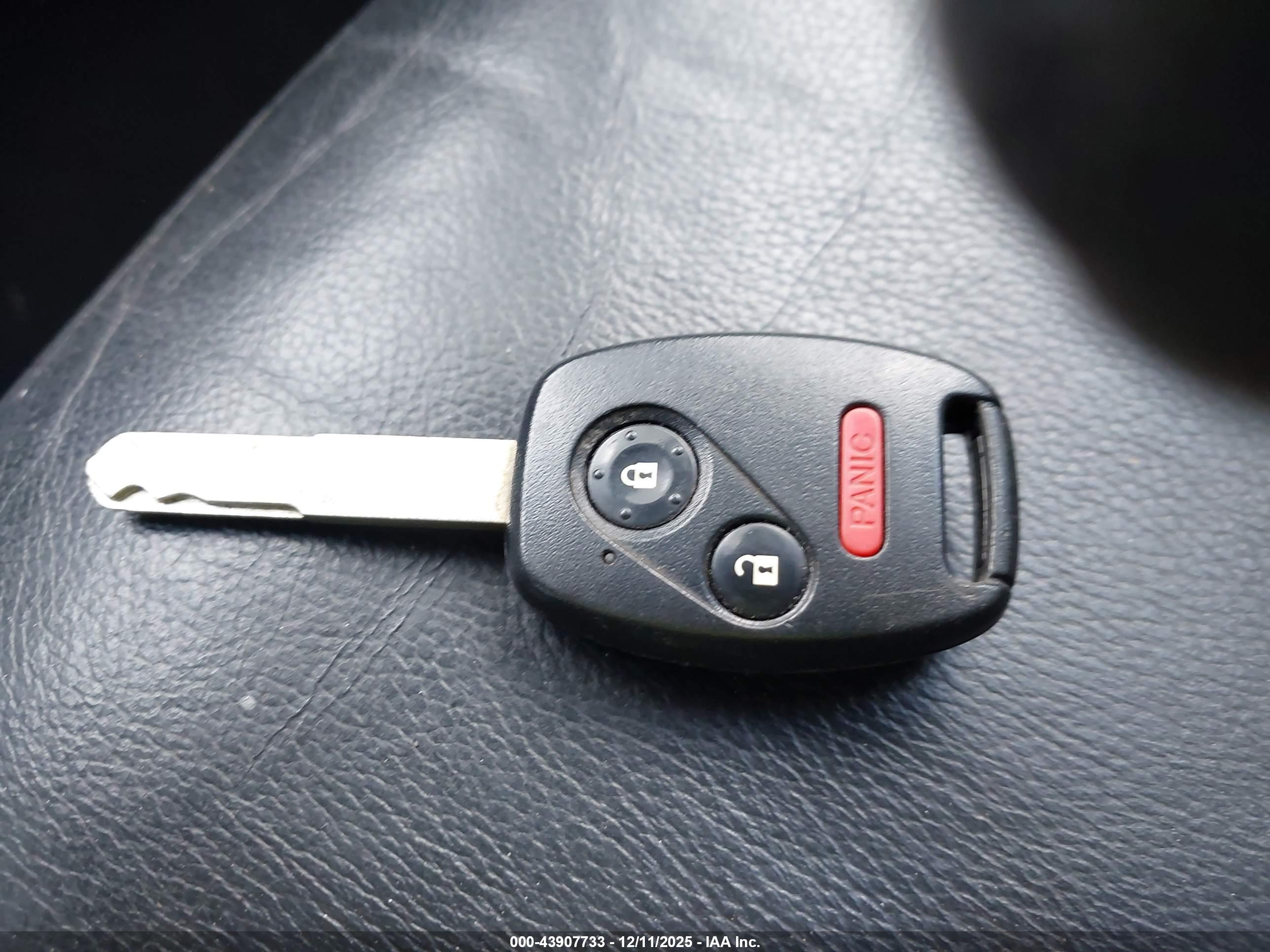 HONDA CR-V image 11