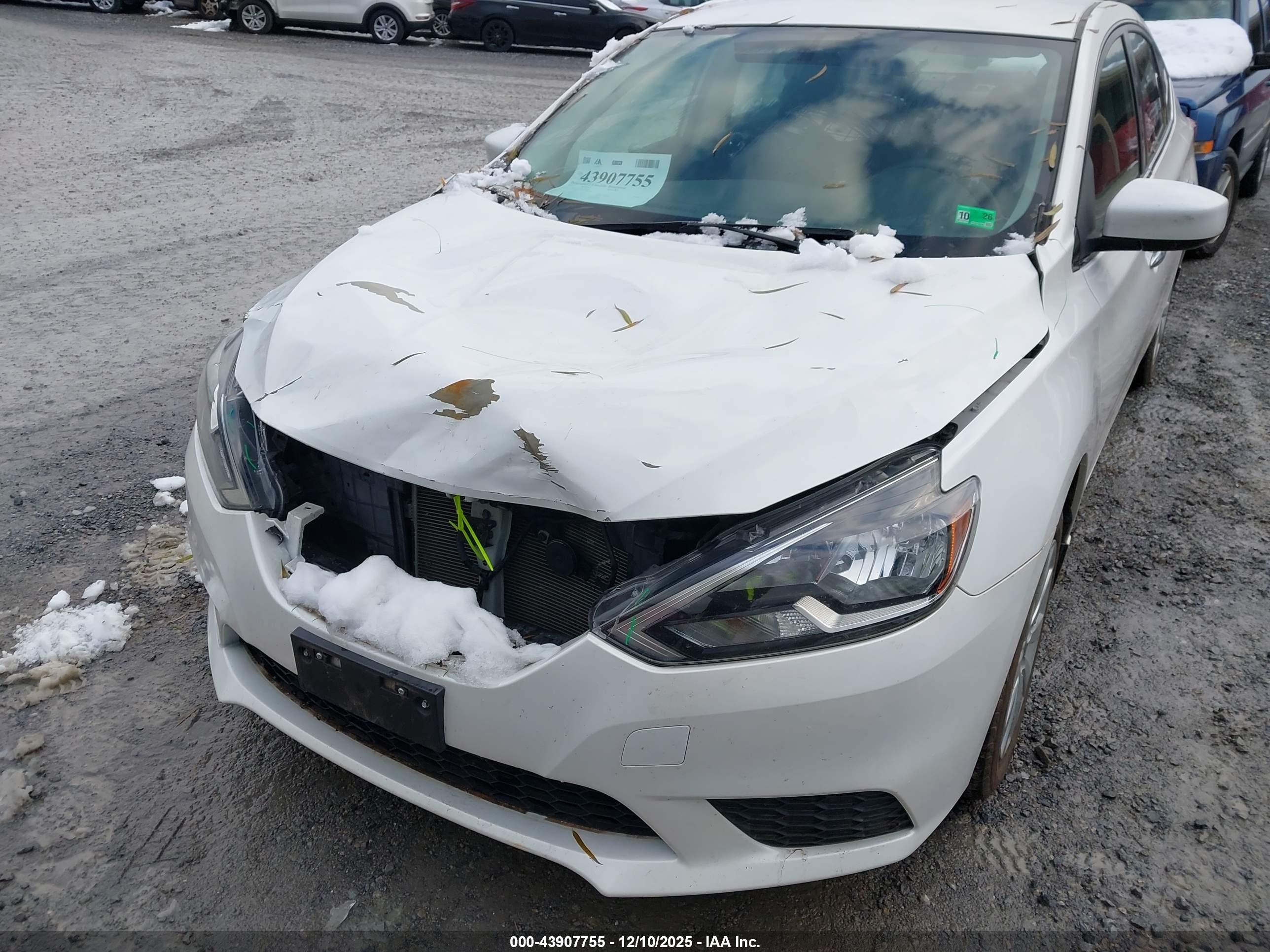 NISSAN SENTRA image 6