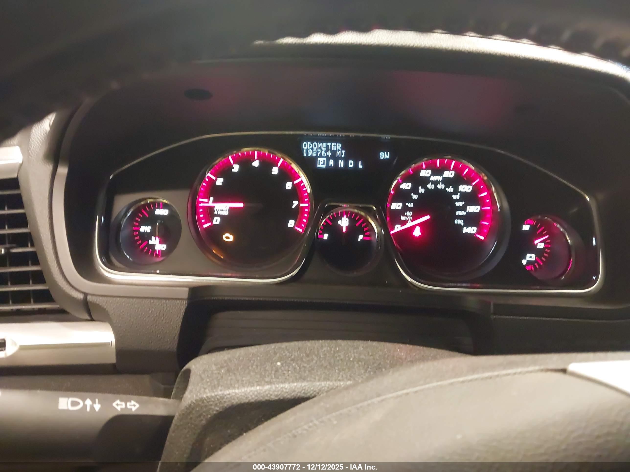GMC ACADIA image 7