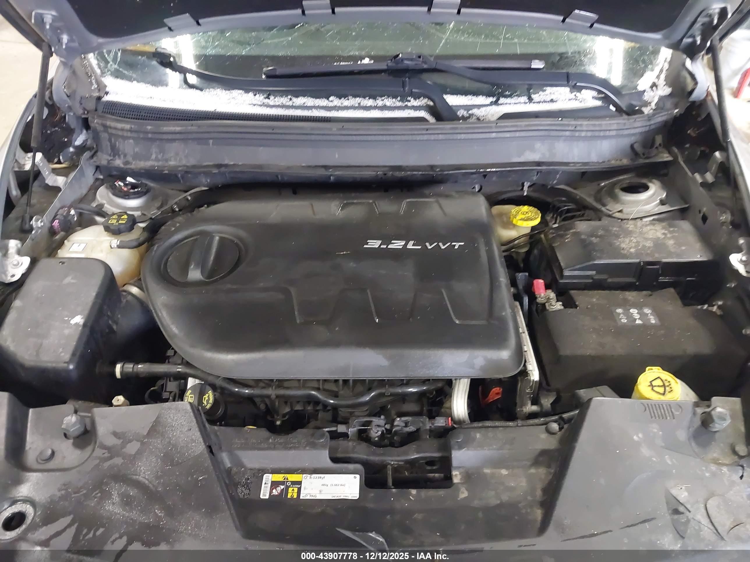 JEEP CHEROKEE image 10