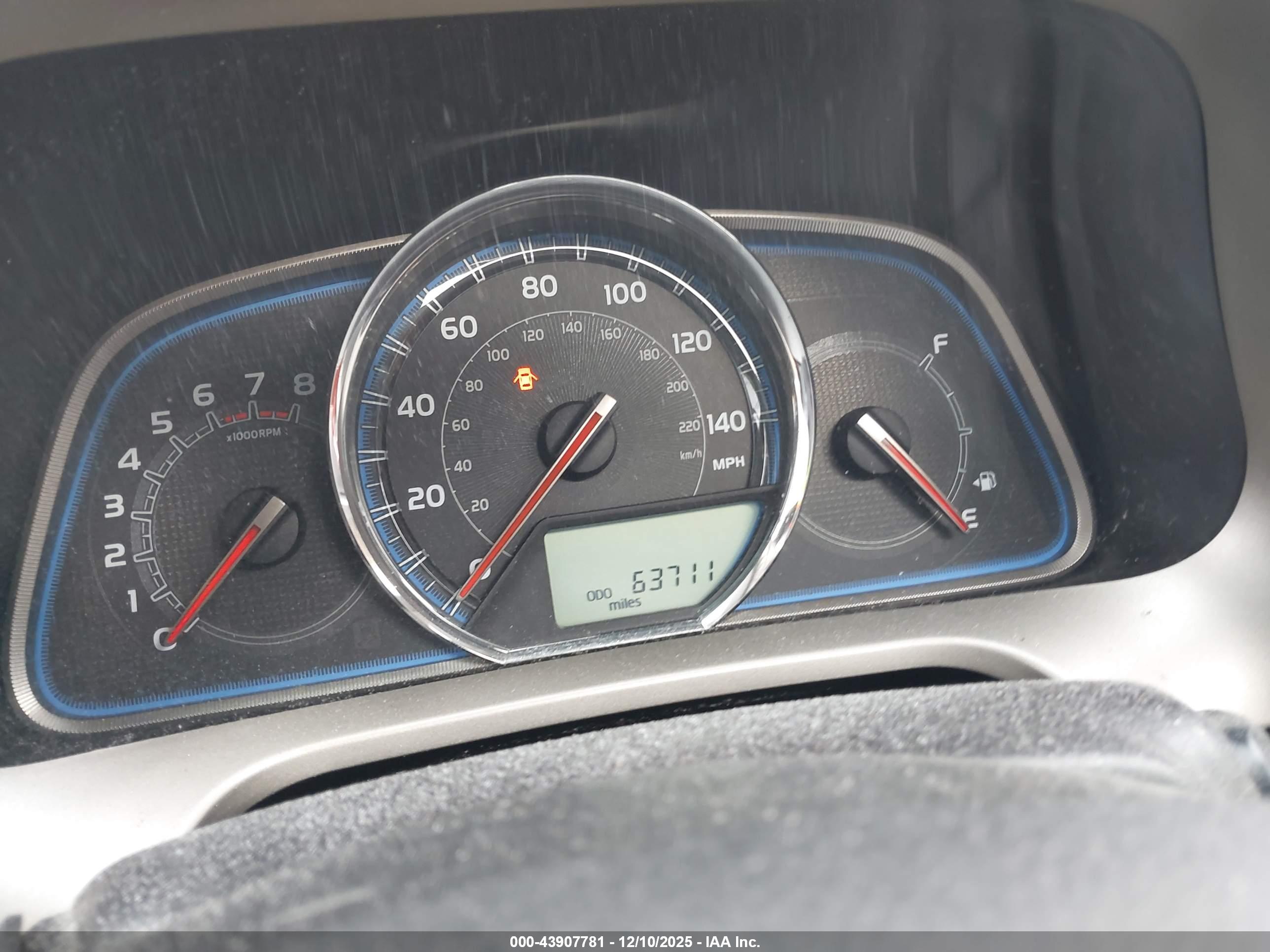 TOYOTA RAV4 image 7