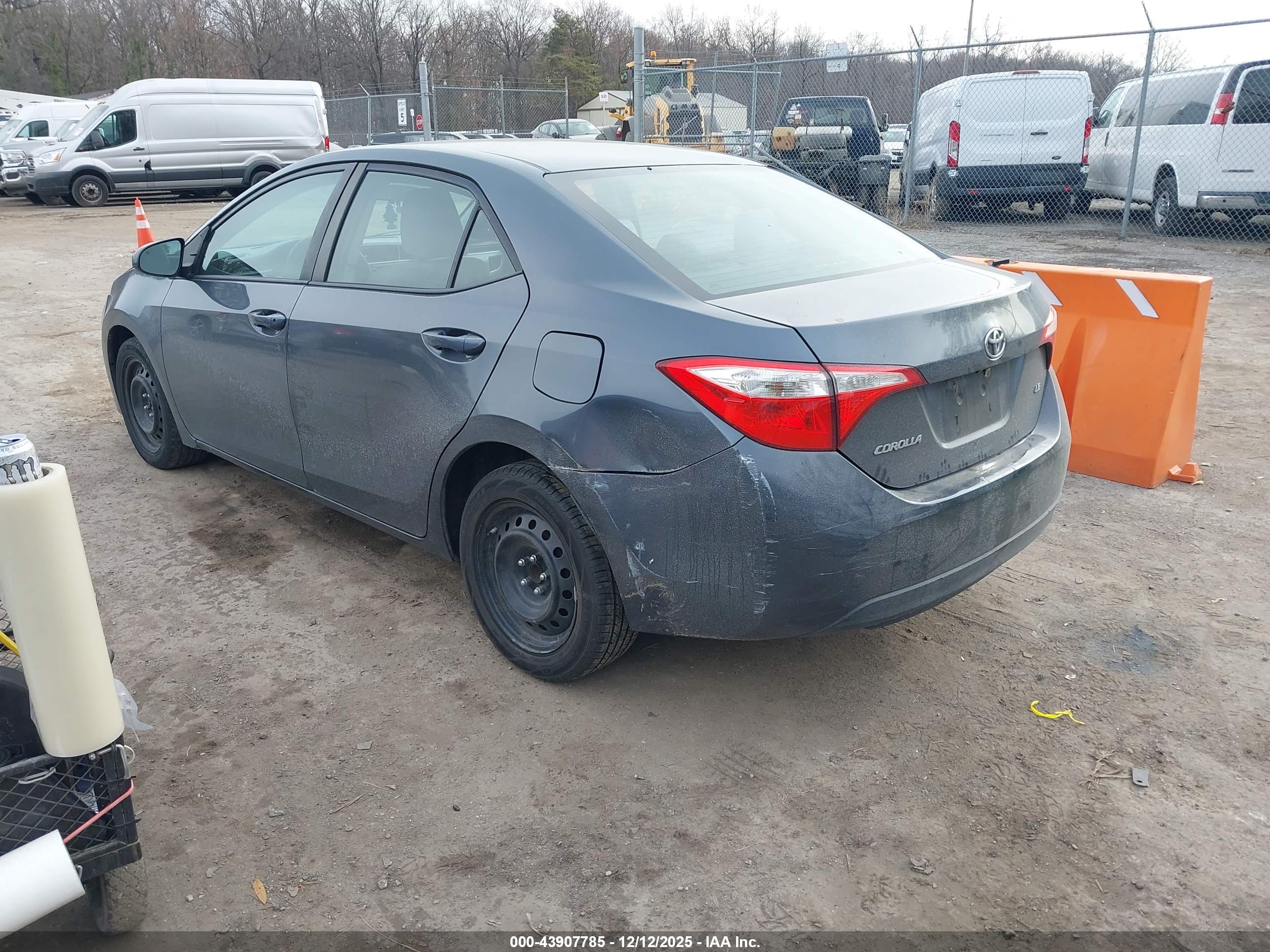 TOYOTA COROLLA image 3