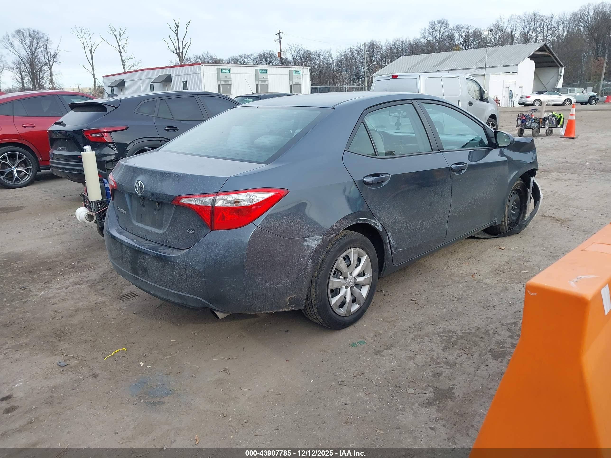 TOYOTA COROLLA image 4