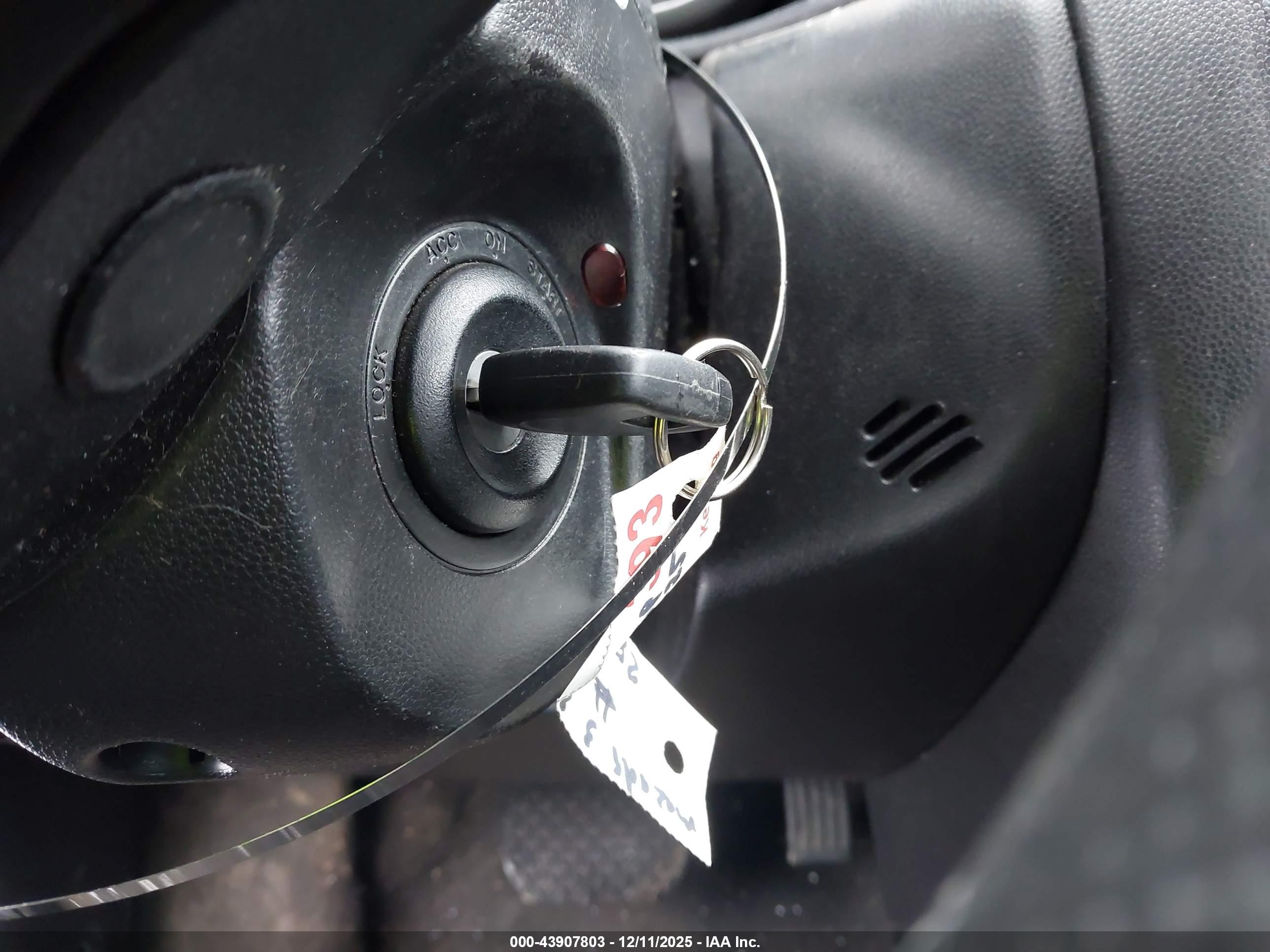 MAZDA MAZDA3 image 11