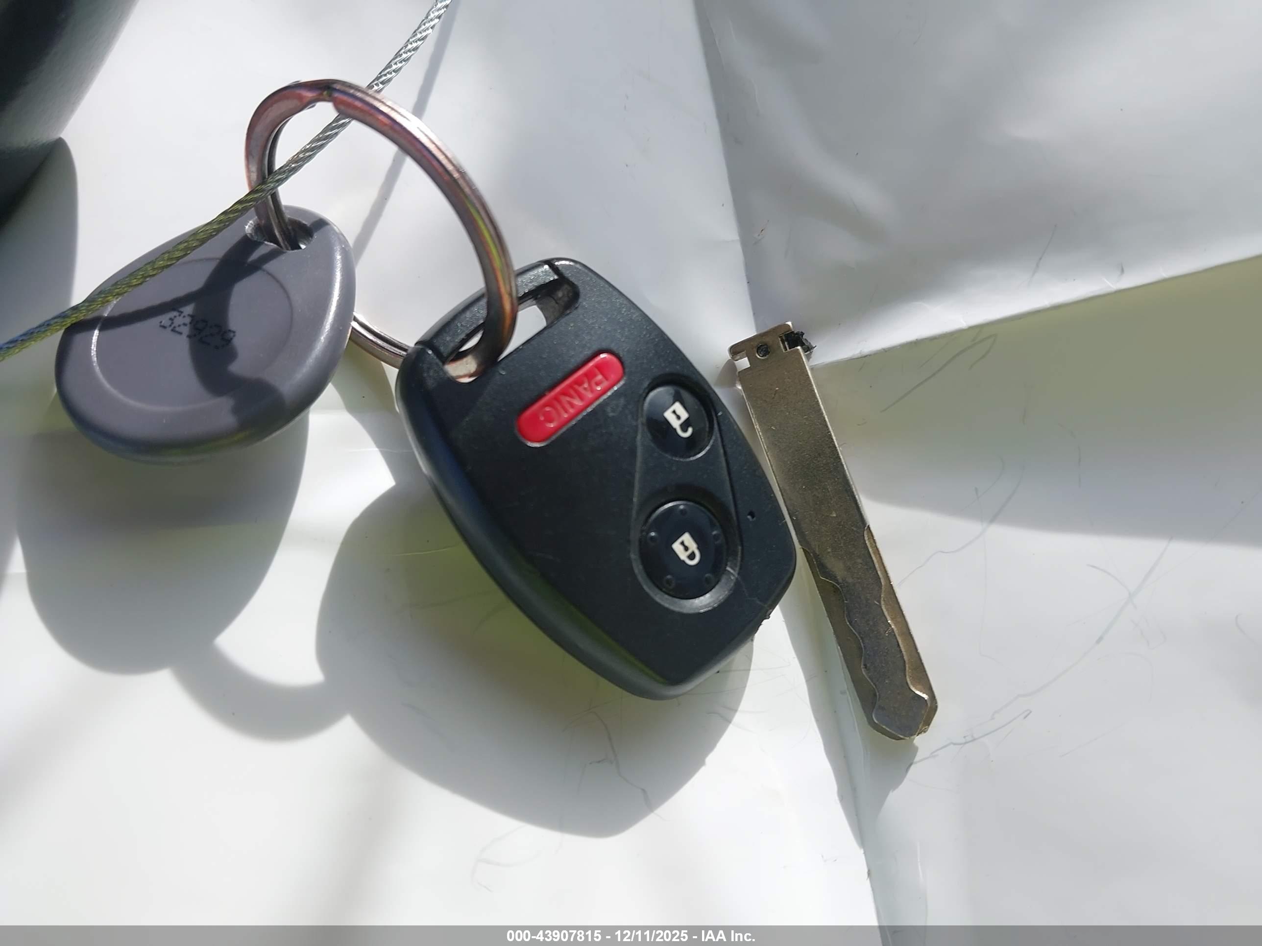 HONDA CR-V image 11