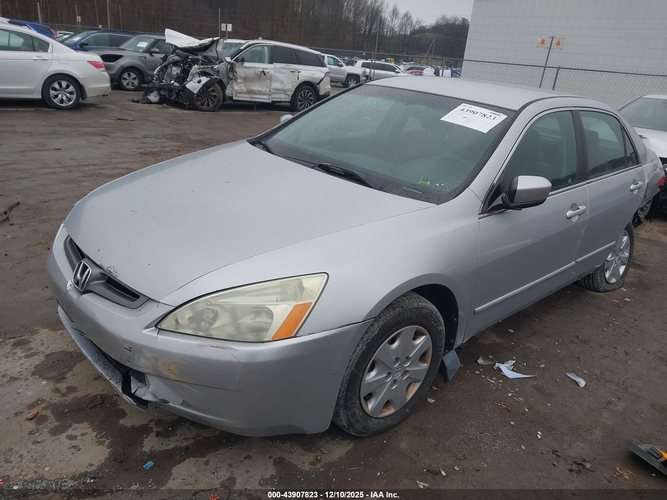 HONDA ACCORD image 2