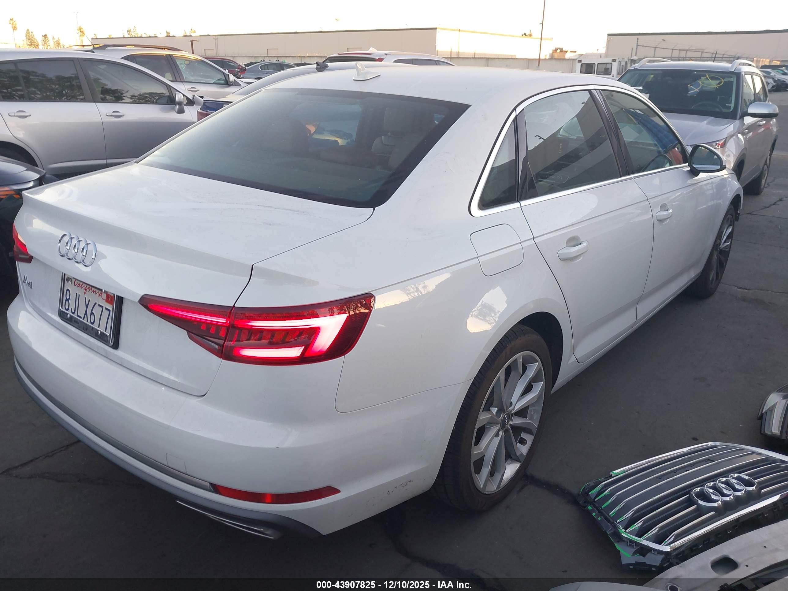AUDI A4 image 4