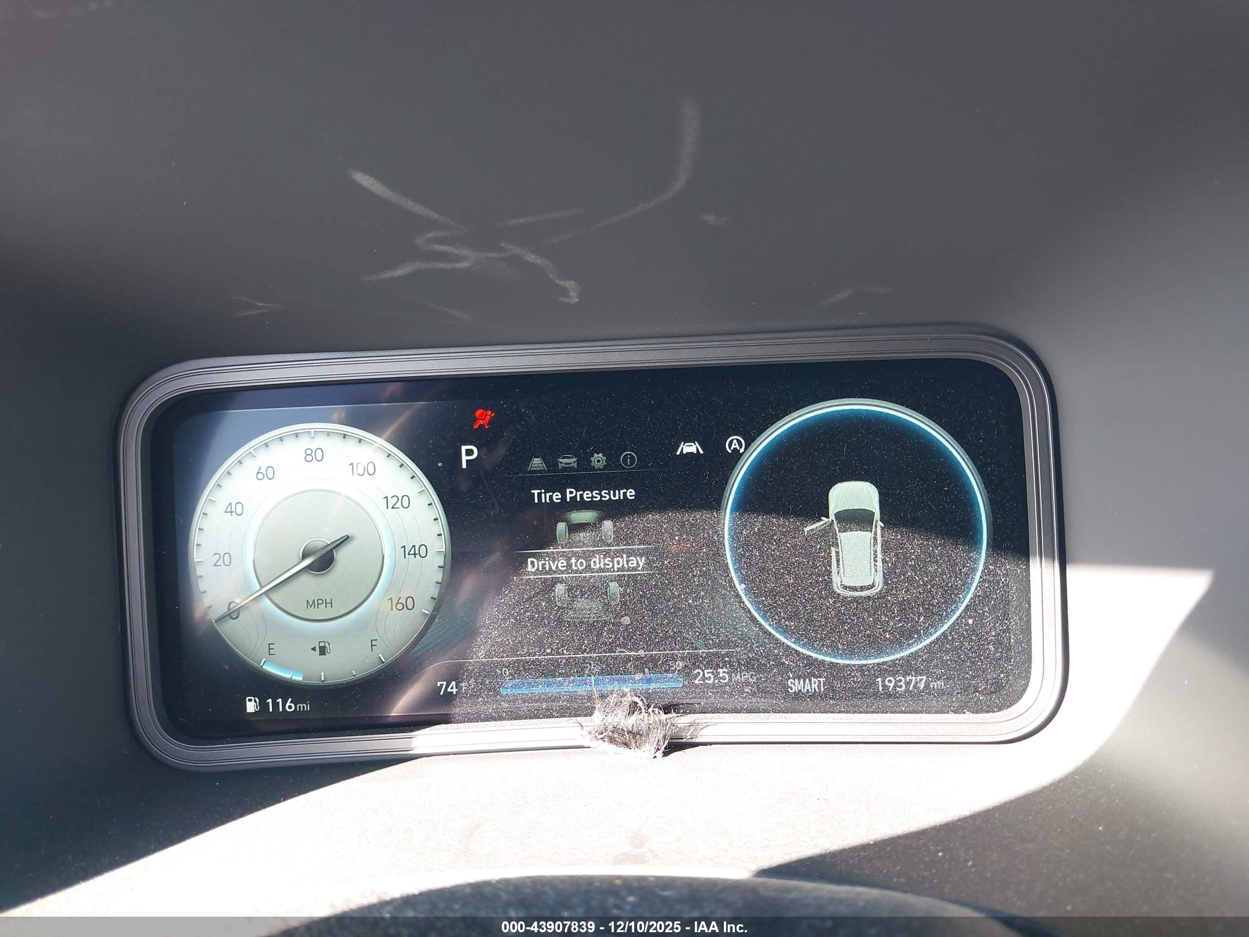 HYUNDAI KONA image 7