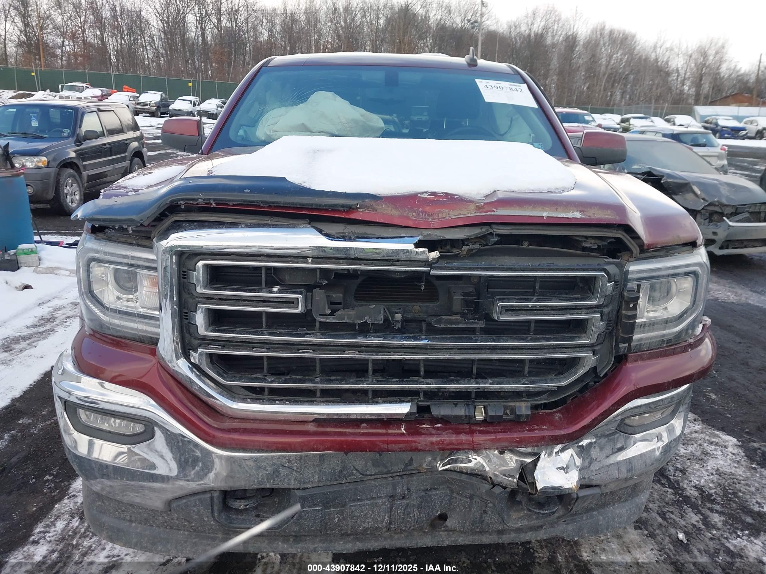 GMC SIERRA image 6