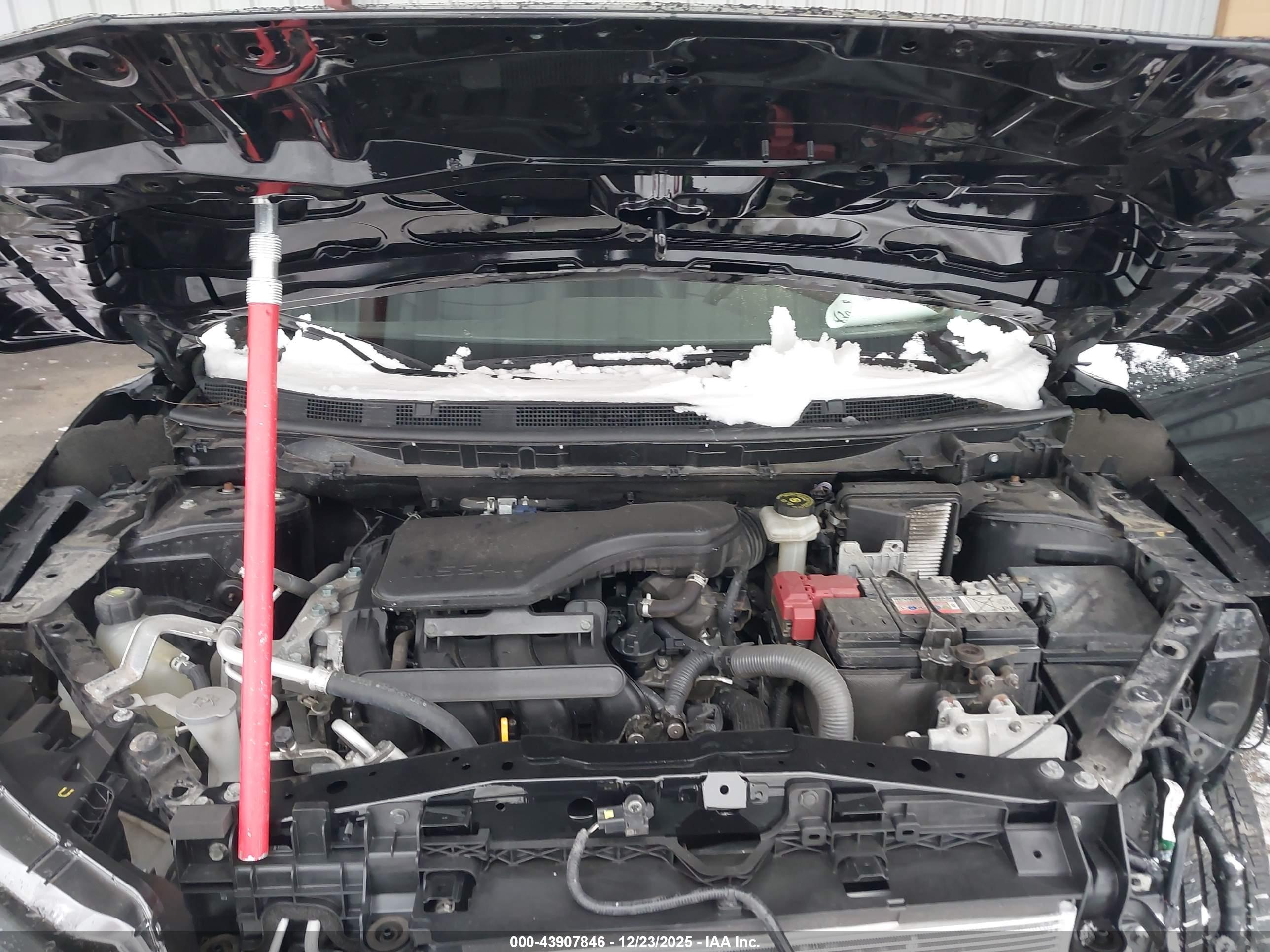 NISSAN ROGUE image 10